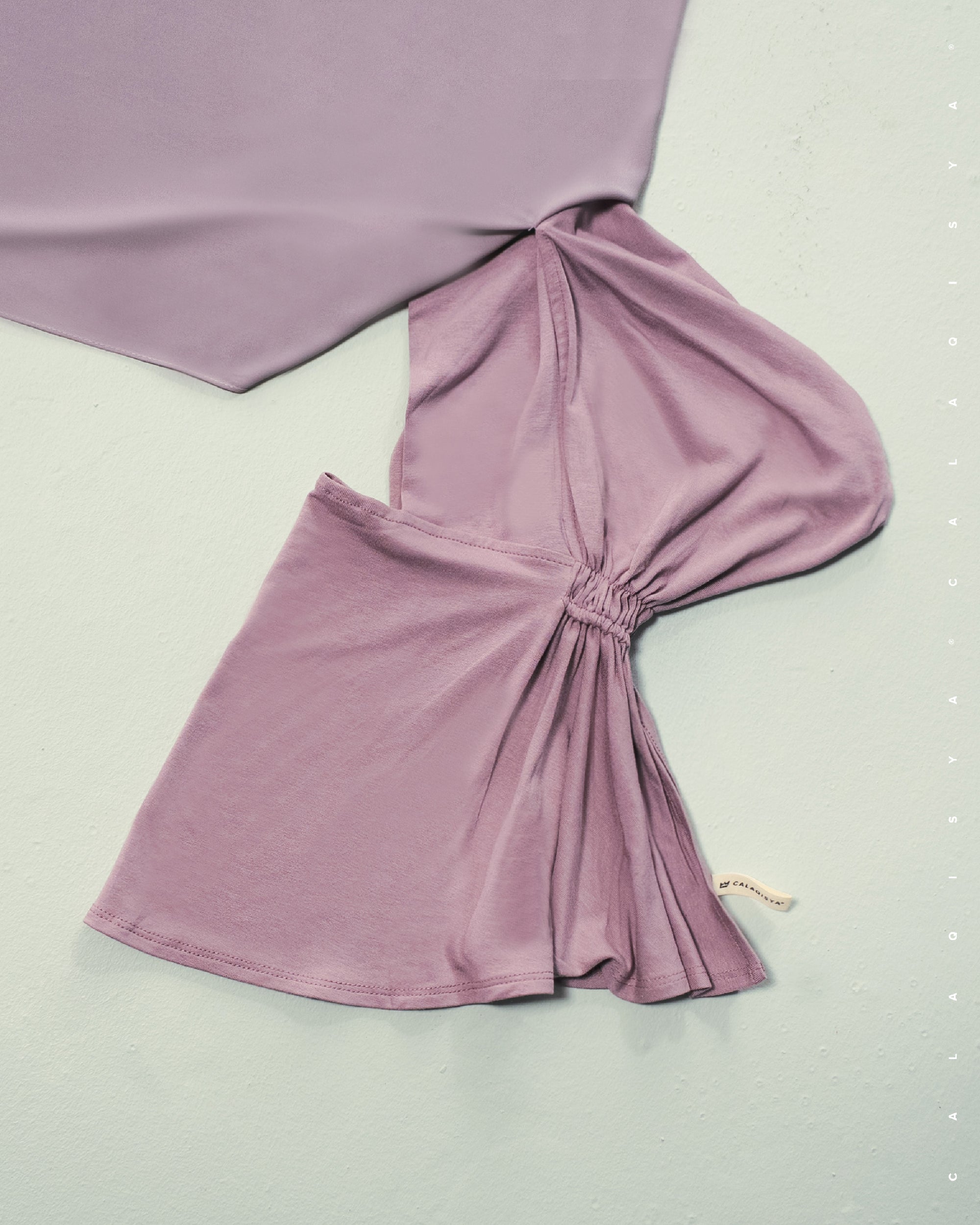 DANIAH CURVE FULL UNDERSCARF IN MACAROON