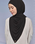 air-scarf-in-black-01-20230706162221