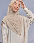 air-scarf-in-bleached-sand-01-20230706162119