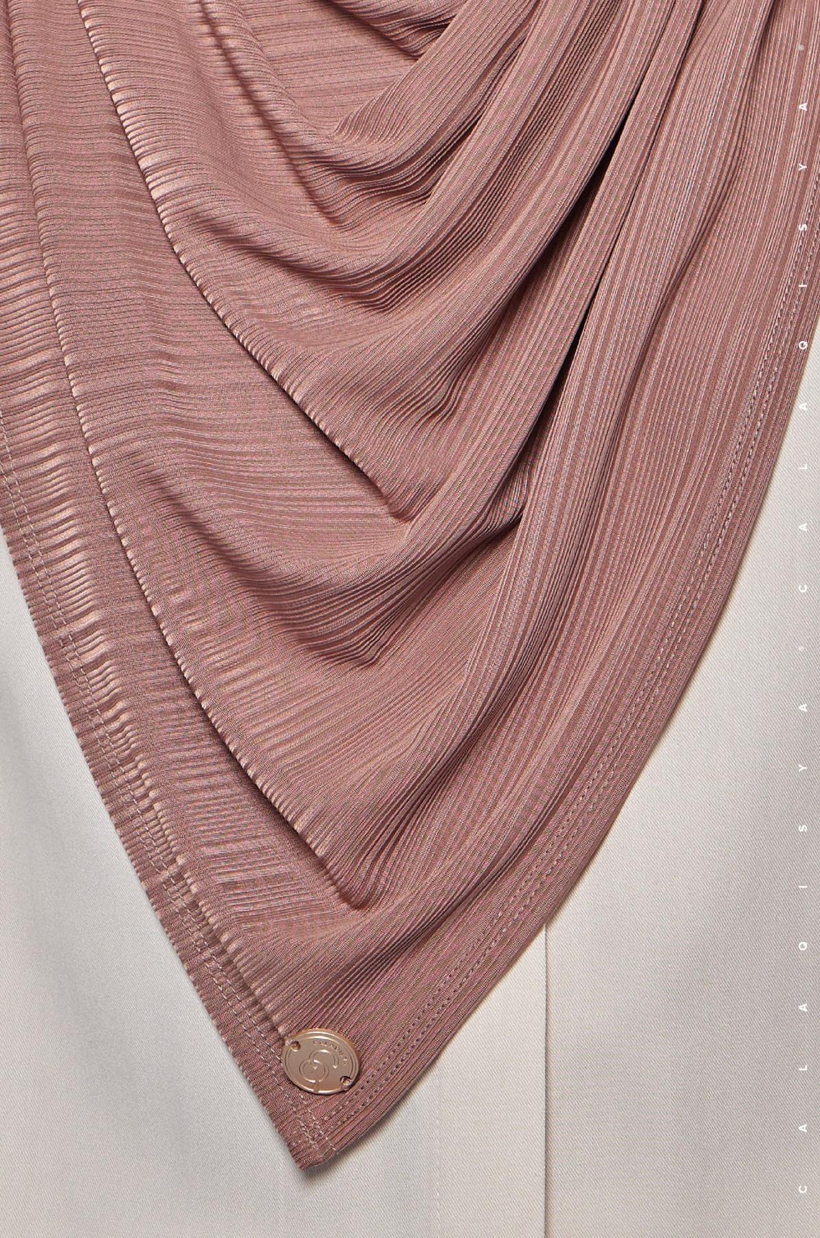 air-scarf-in-rose-brown-04-20230706161559