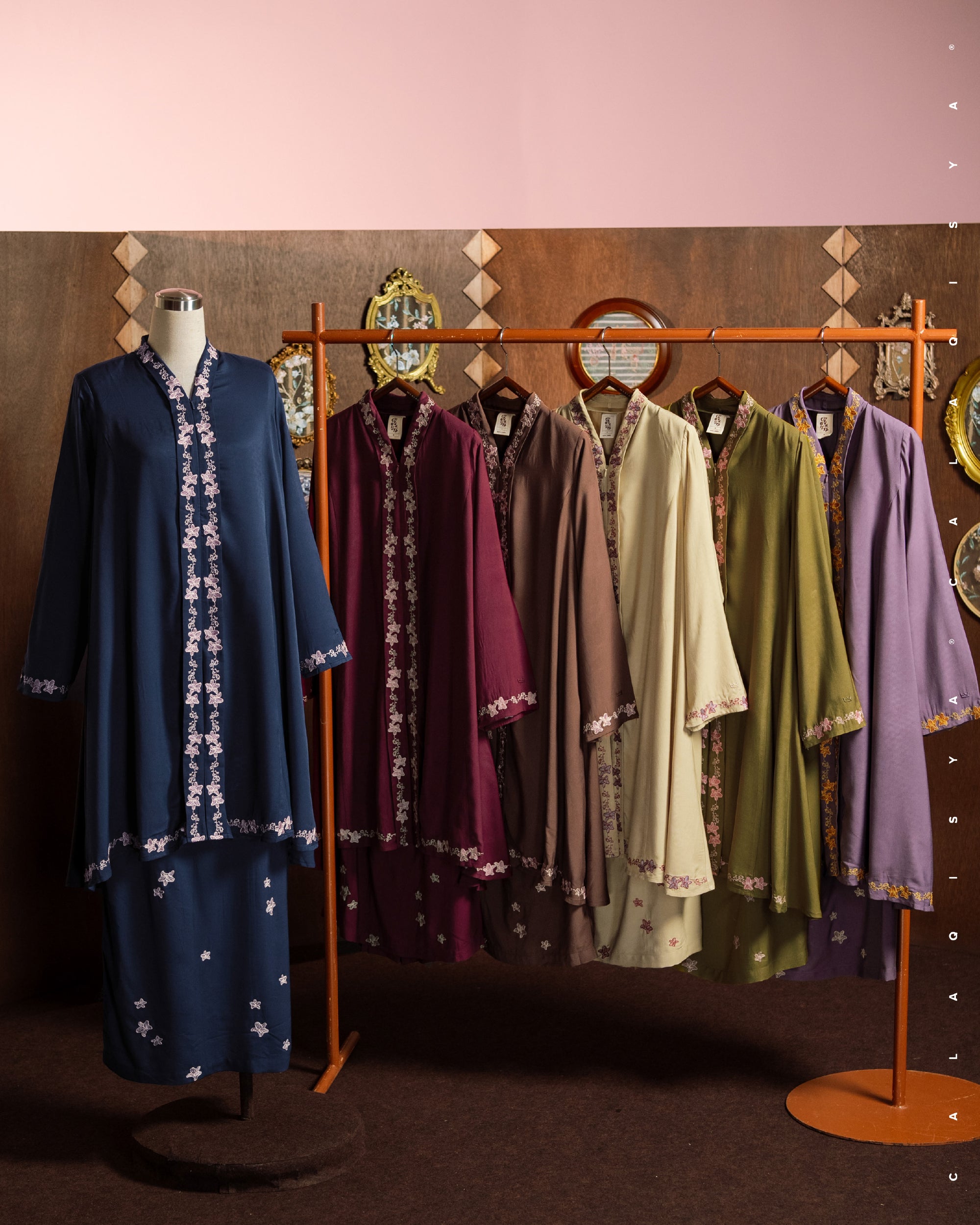 AKAAR LEILA IN DOWNTOWN BROWN