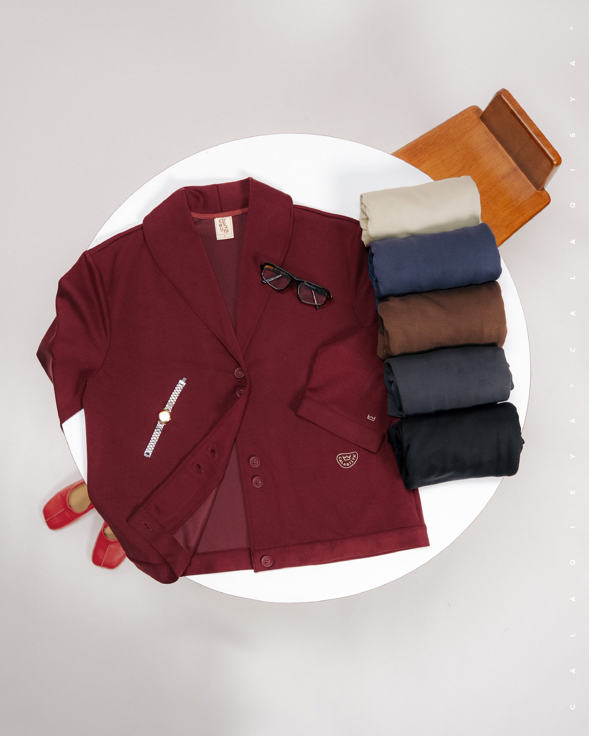 RUSH CARDI : COLLARED IN OBSIDIAN