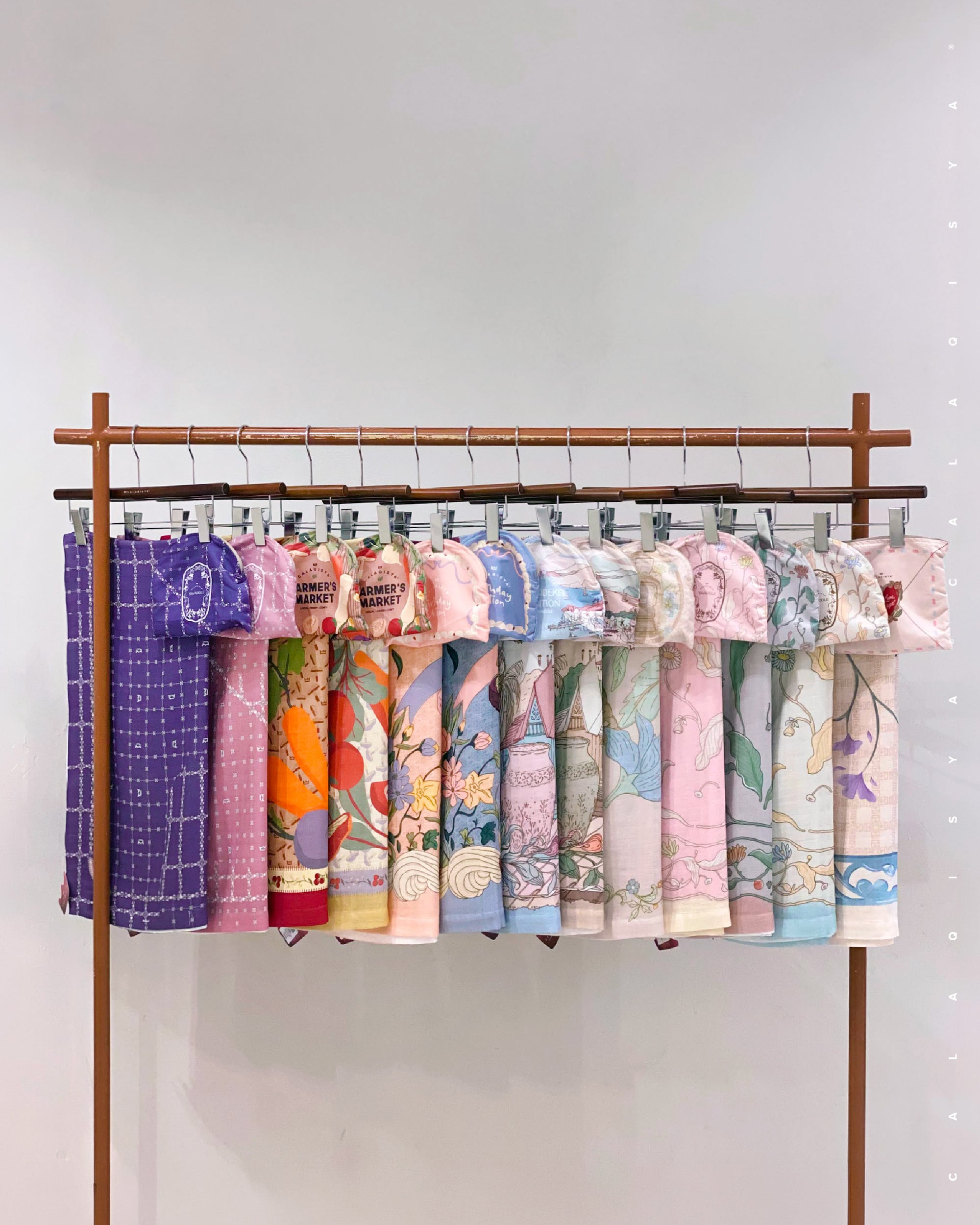 BONNIE SWADDLE CLASSIC IN HEATHER