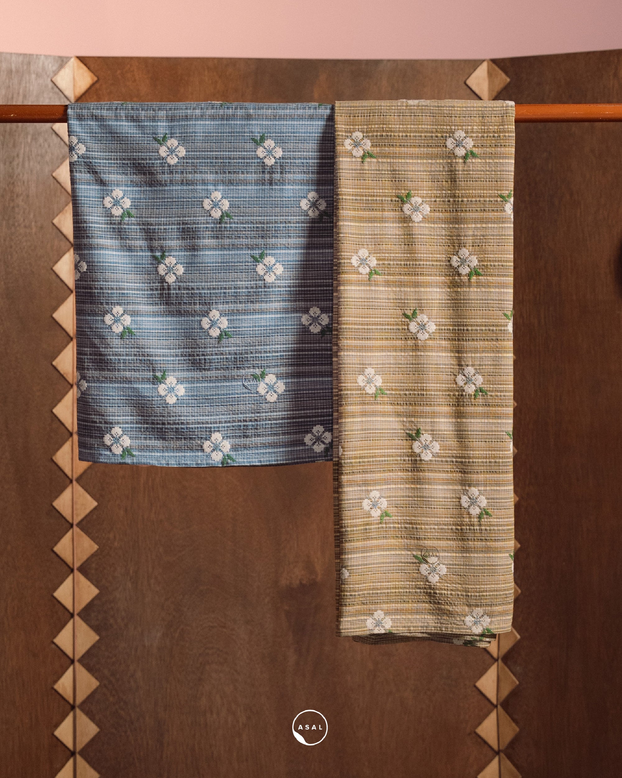 GILANG CROSS STITCH (SAMPING) IN BUTTERNUT