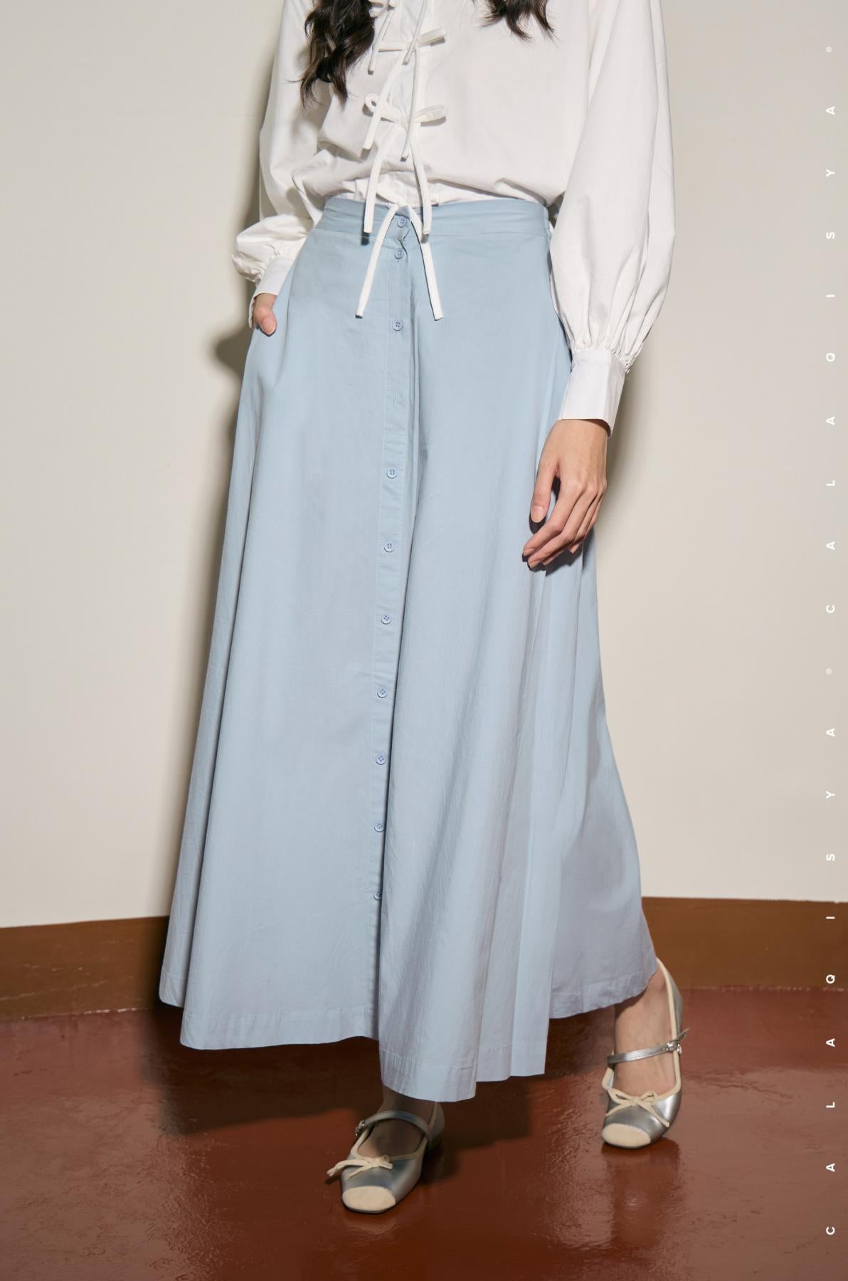 anne-skirt-in-halogen-blue-01-20241003171022