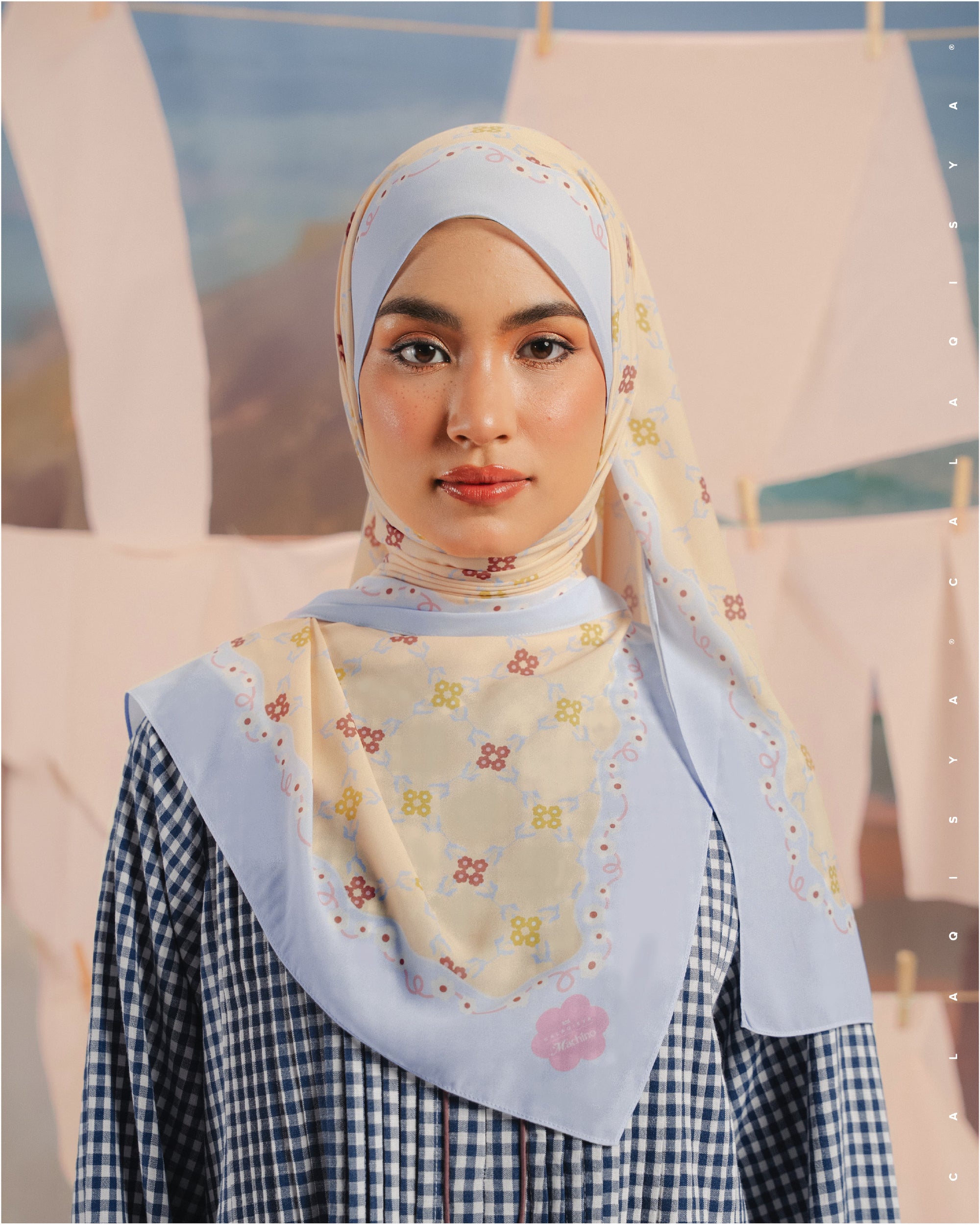 CQ X MACHINO NEST SHAWL IN APRICOT GELATO