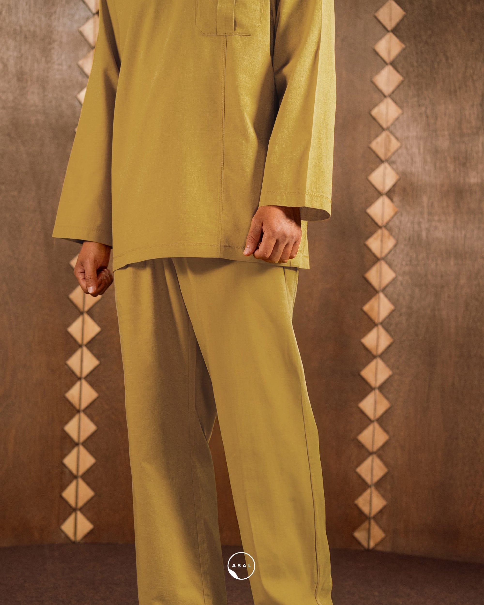 GALA IN MINERAL YELLOW