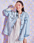 Barbie ™ DENIM JACKET IN BLUE WASHED DENIM