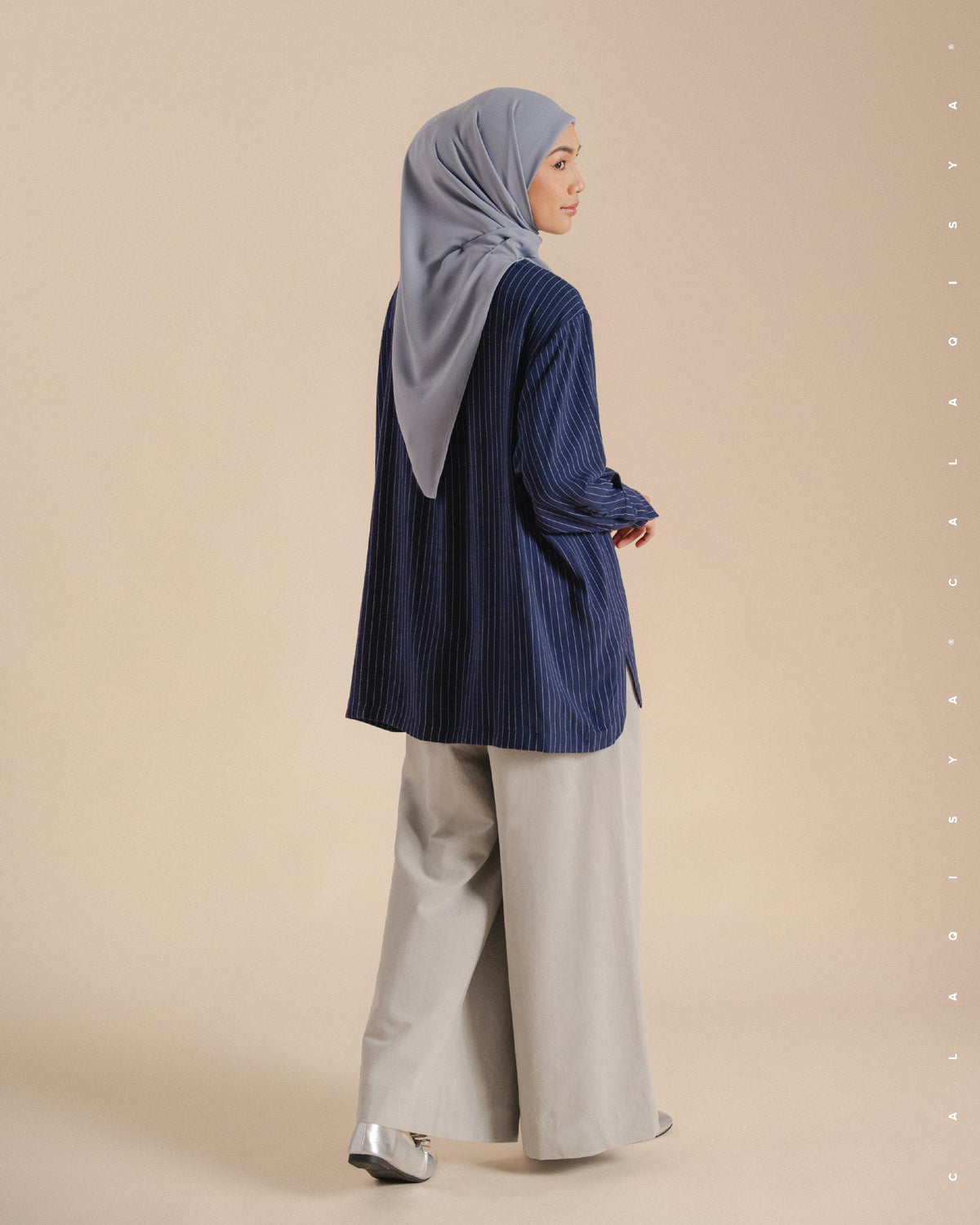 EVERYDAY STRIPE SHIRT IN BARITONE BLUE