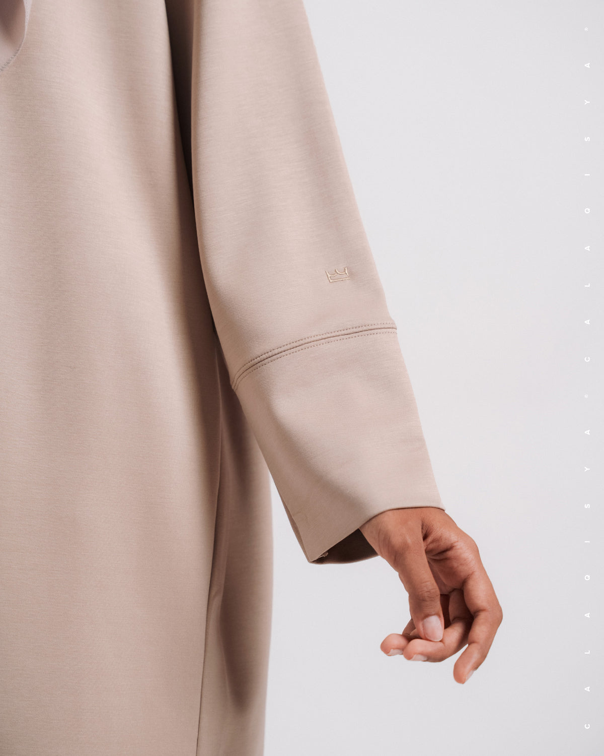 RUSH LONG TOP IN BEIGE