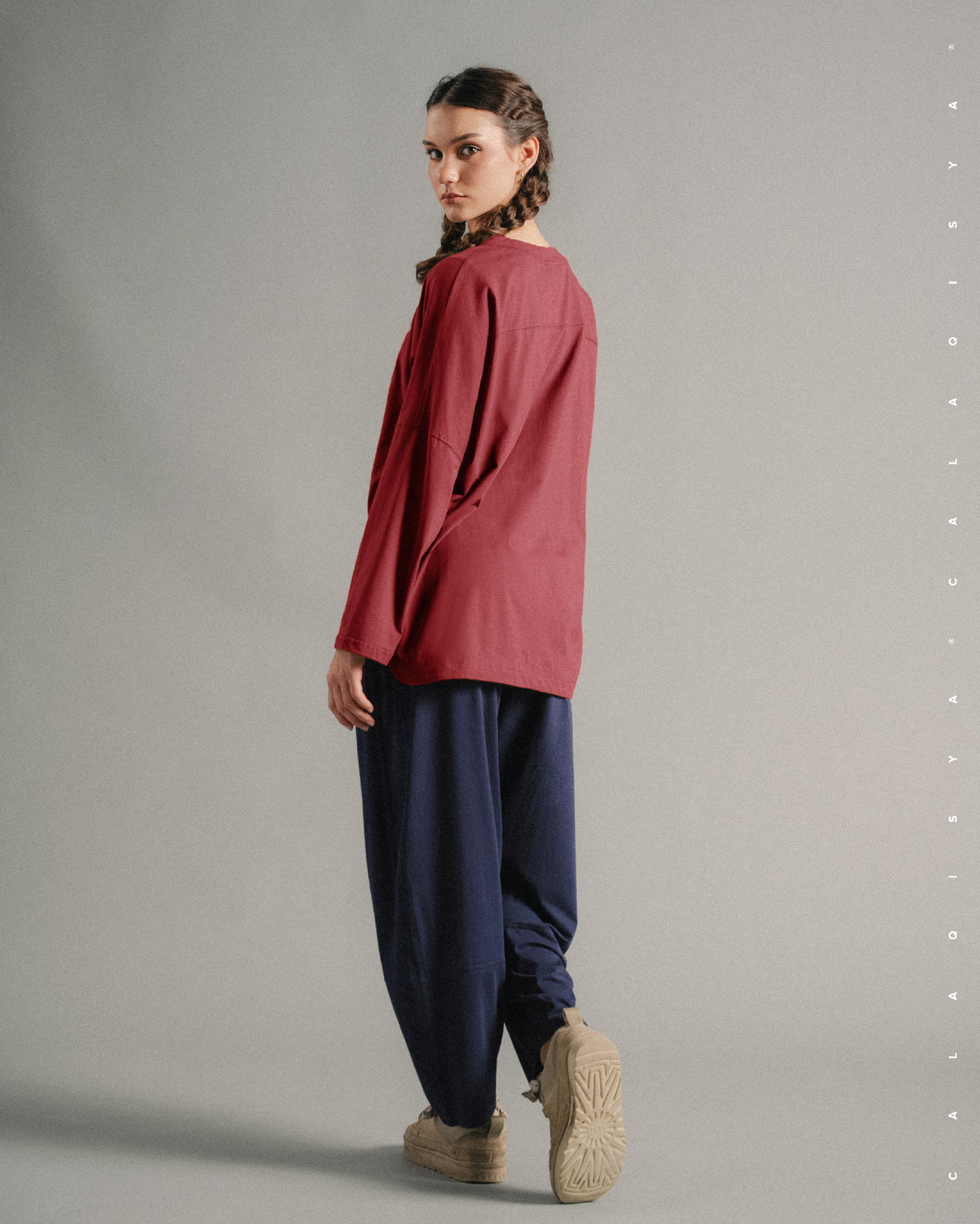 LIGHT TOP IN BIKING RED