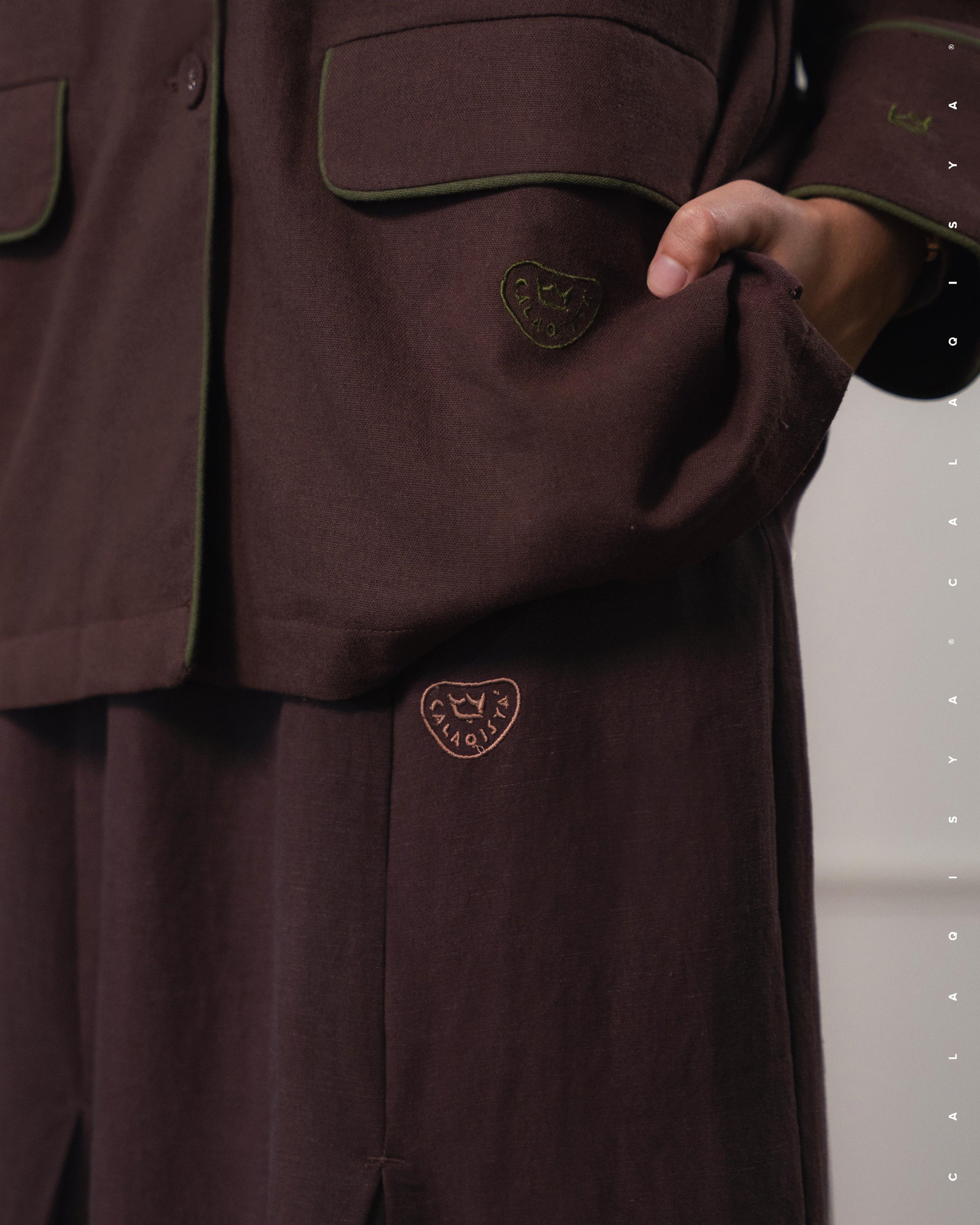WRITER SKIRT IN BITTER CHOCOLATE