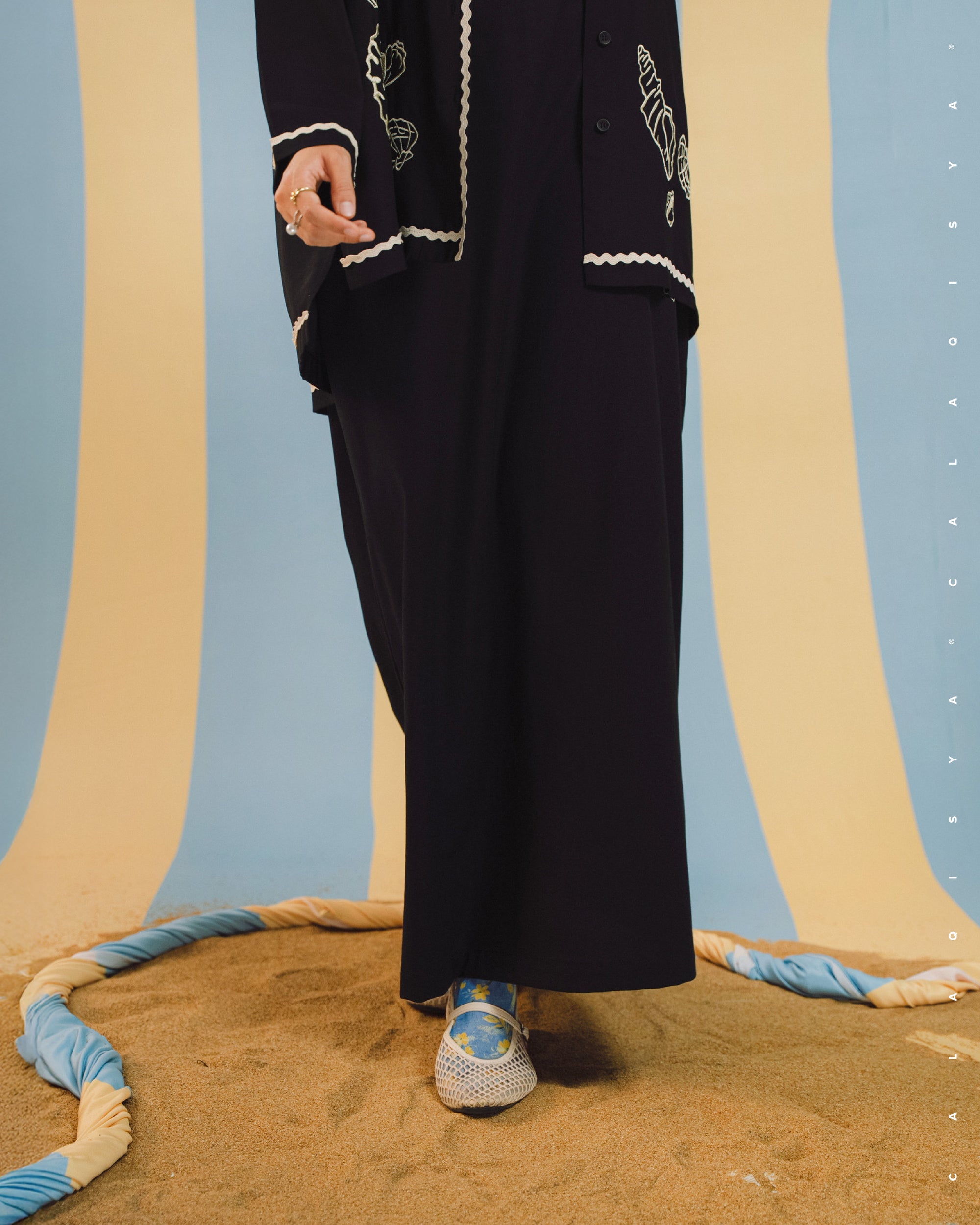 BAYU SENTUH SKIRT IN BLACK