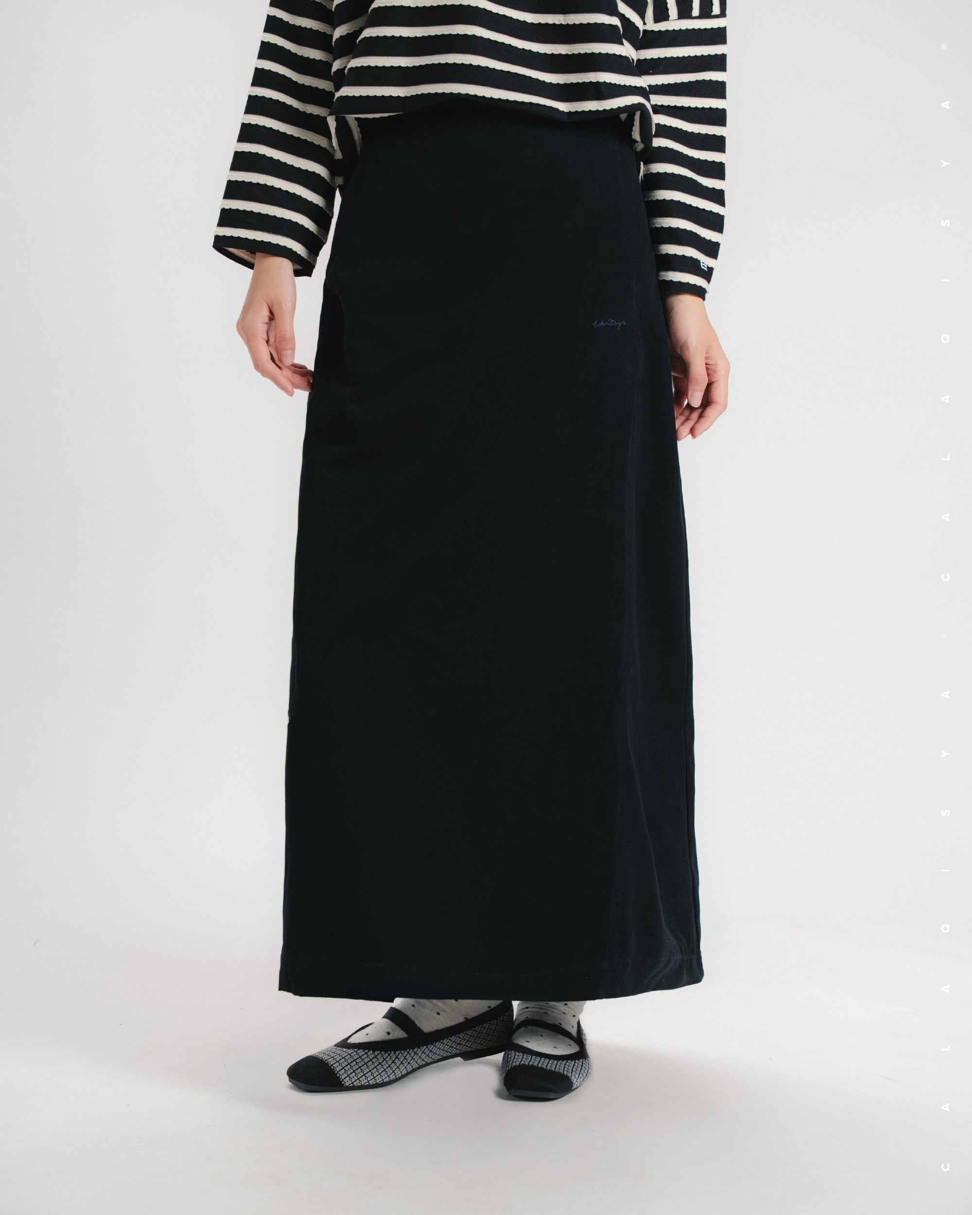 RUND SKIRT (100% COTTON) IN BLACK