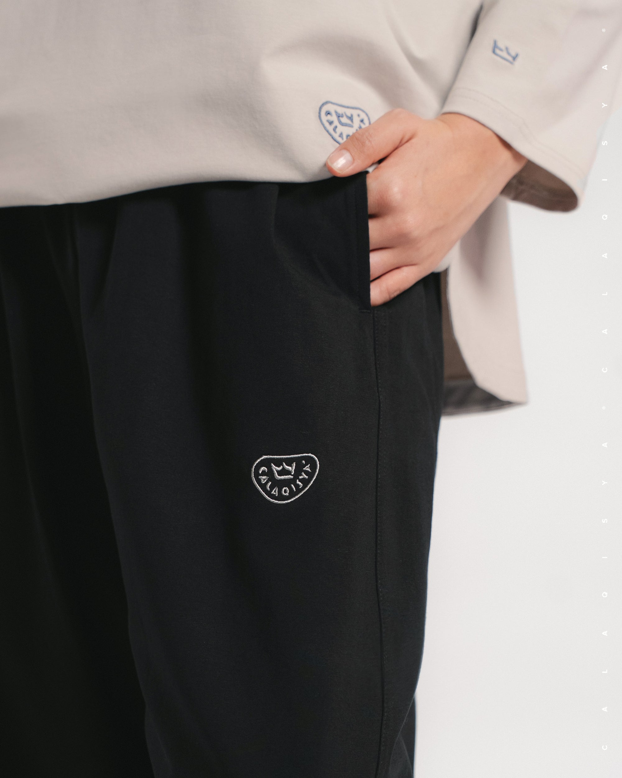 CLOUD COCOON PANTS IN BLACK