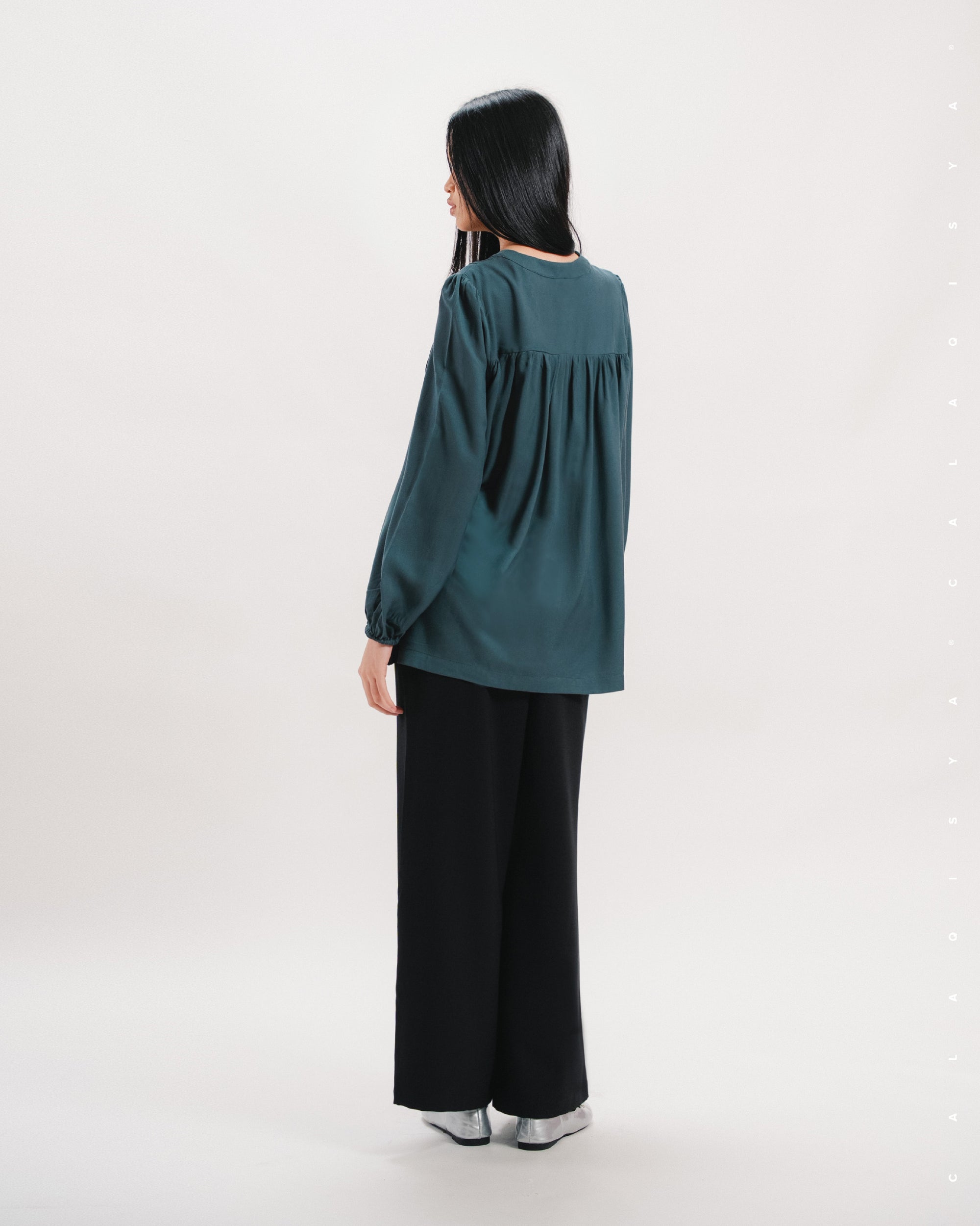SENA STRAIGHT PANTS IN BLACK