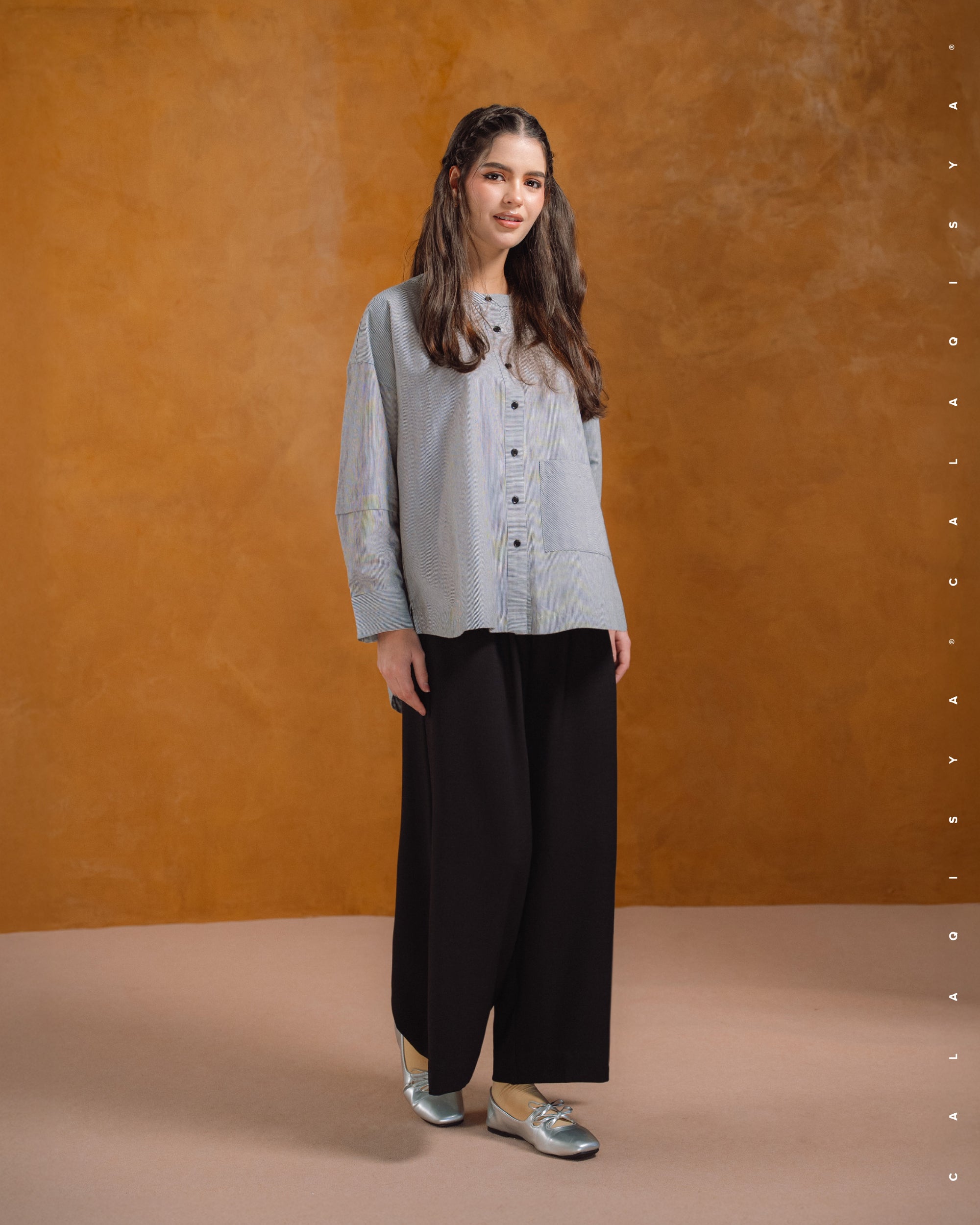 SENA FLARE PANTS IN BLACK