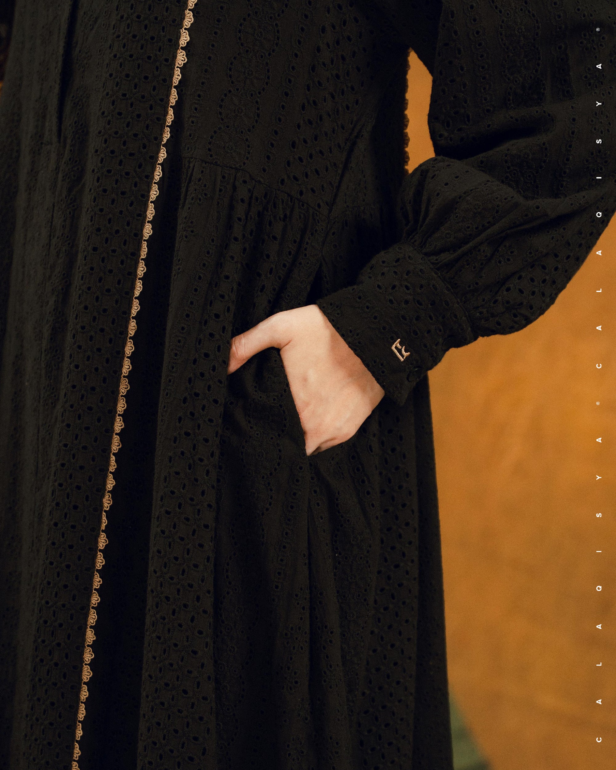 FM UNEARTHLY DIARIES PASTURE DRESS IN BLACK