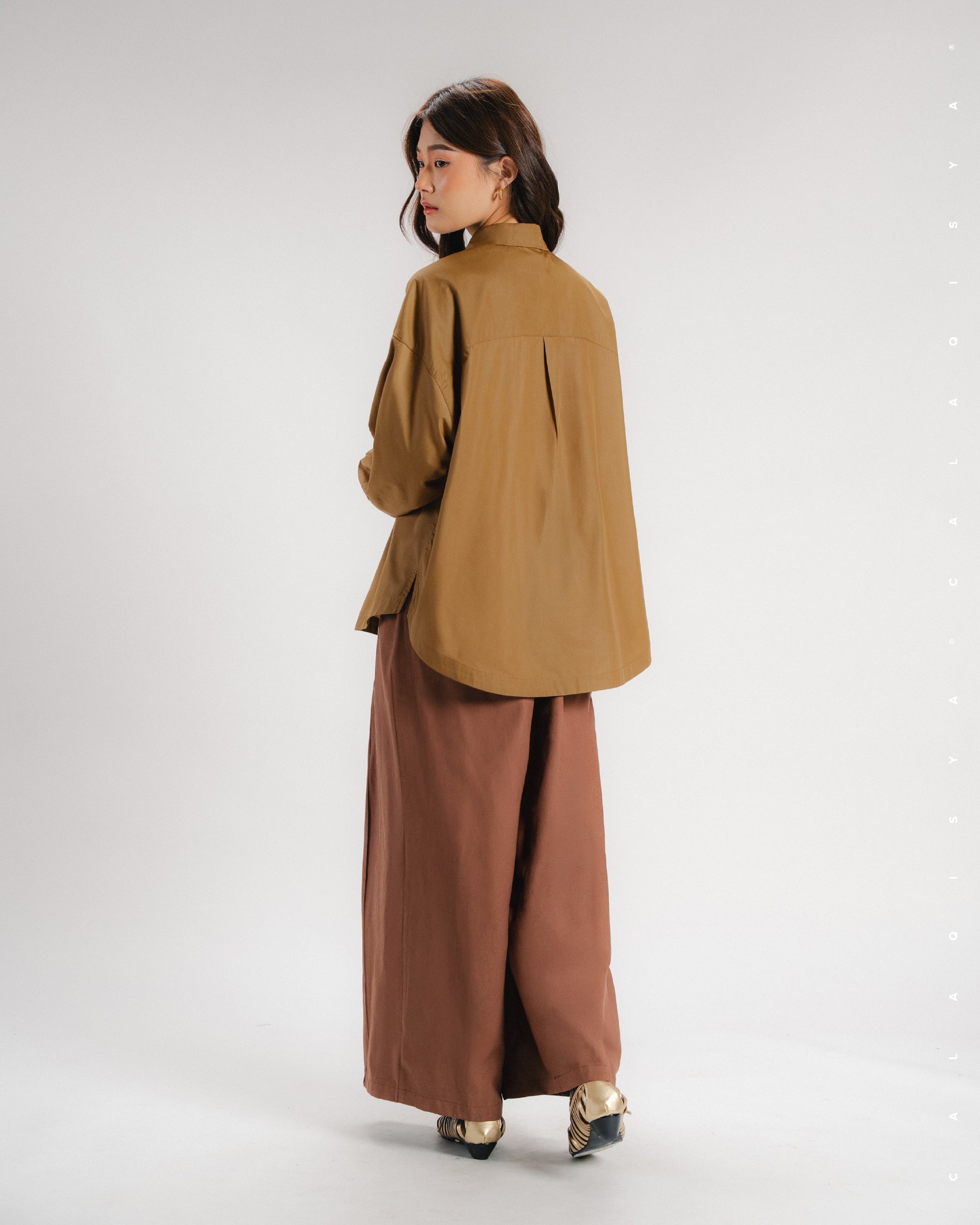 AMBER PLAIN SHIRT IN BRONZE BROWN