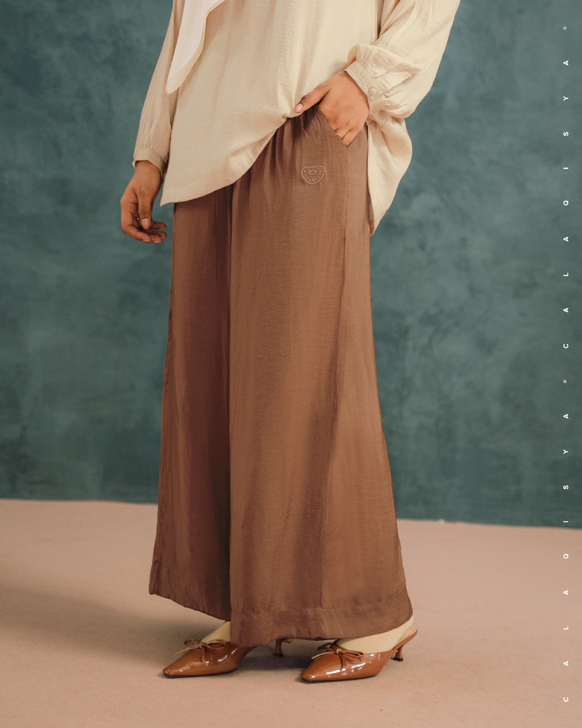 LAUREL WIDE PANTS IN BROWN SUGAR