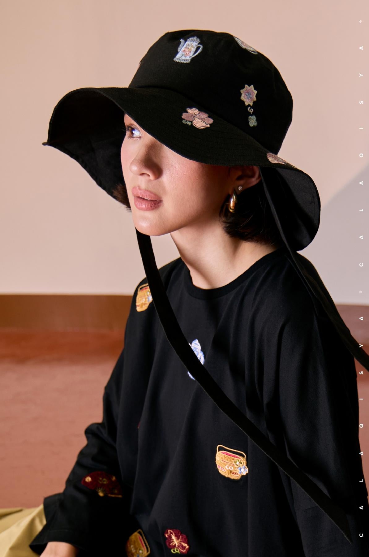 bucket-hat-in-black-01-20240821162808