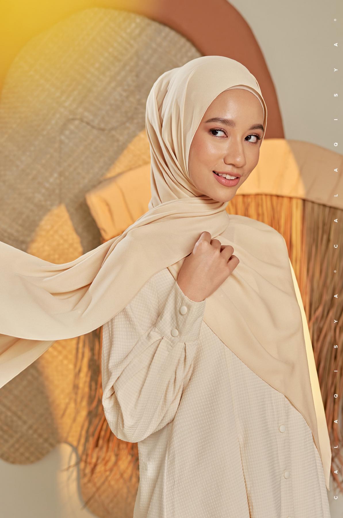 burj-shawl-bleached-sand-01-20220818170958