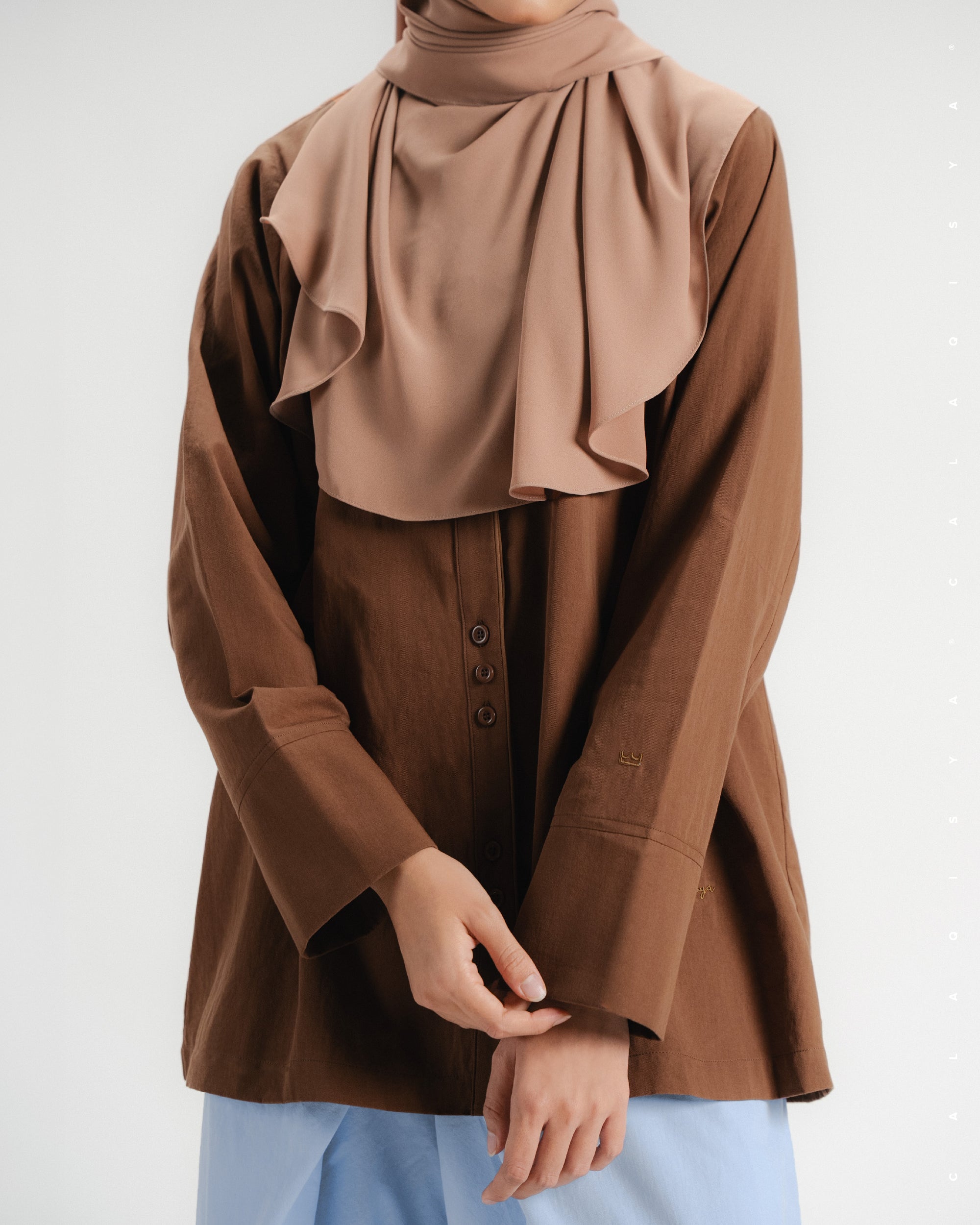 TORTA SHIRT (100% COTTON) IN CAMBRIDGE BROWN