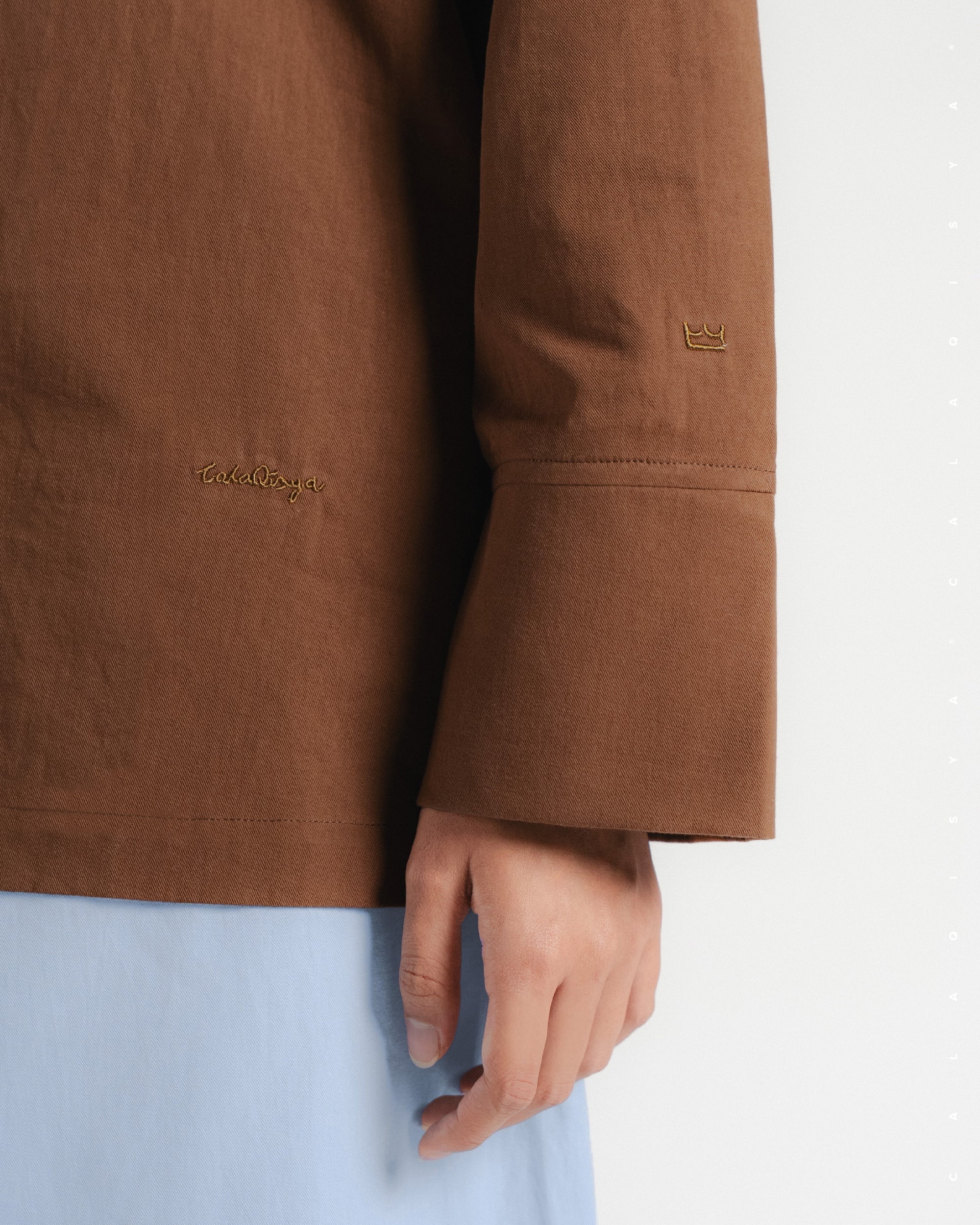 TORTA SHIRT (100% COTTON) IN CAMBRIDGE BROWN
