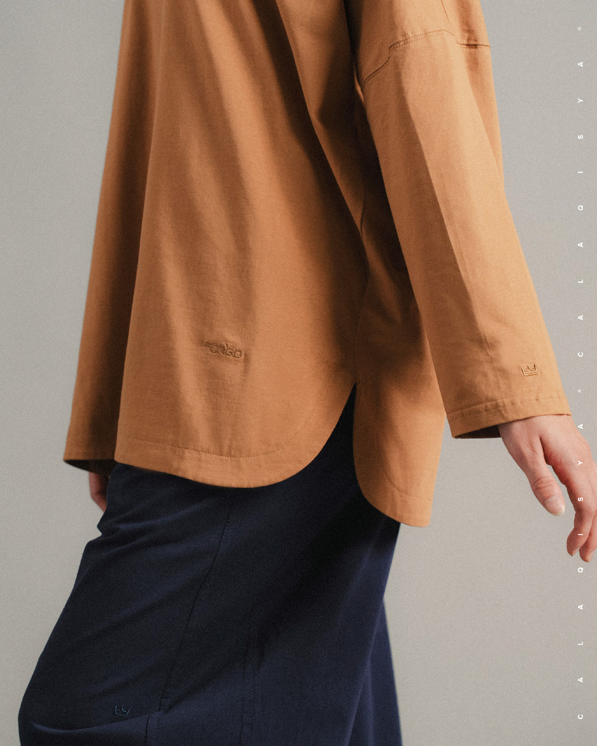 LIGHT TOP IN CASHEW