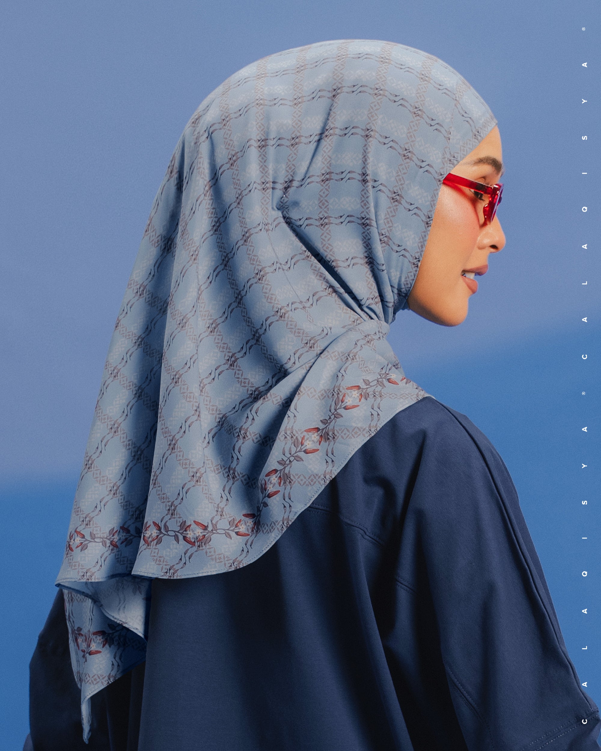 KKCP NEST TIE BACK UNDERCHIN (TRIANGLE) IN CASHMERE BLUE
