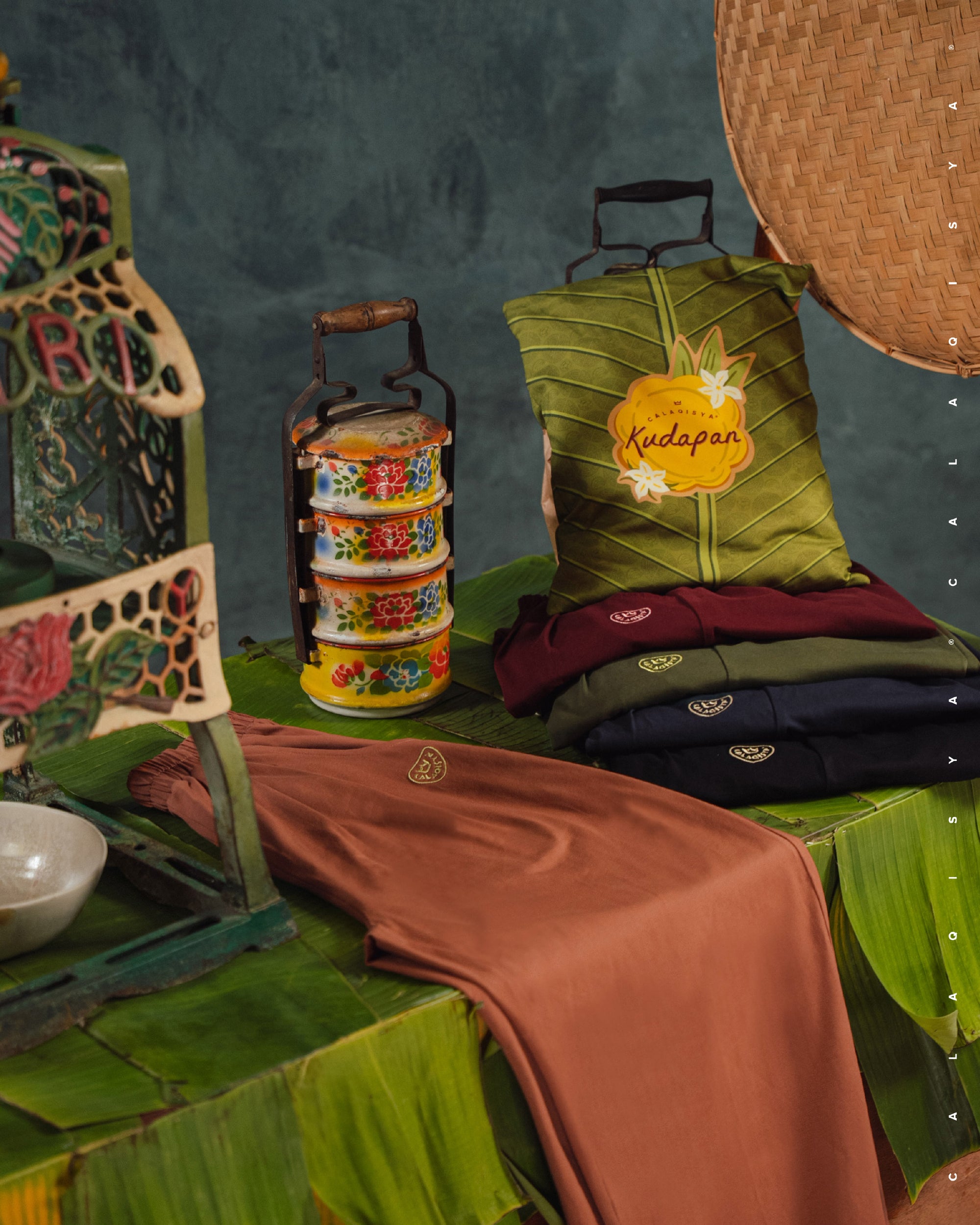 CLOUD STRAIGHT PANTS IN COCONUT SHELL