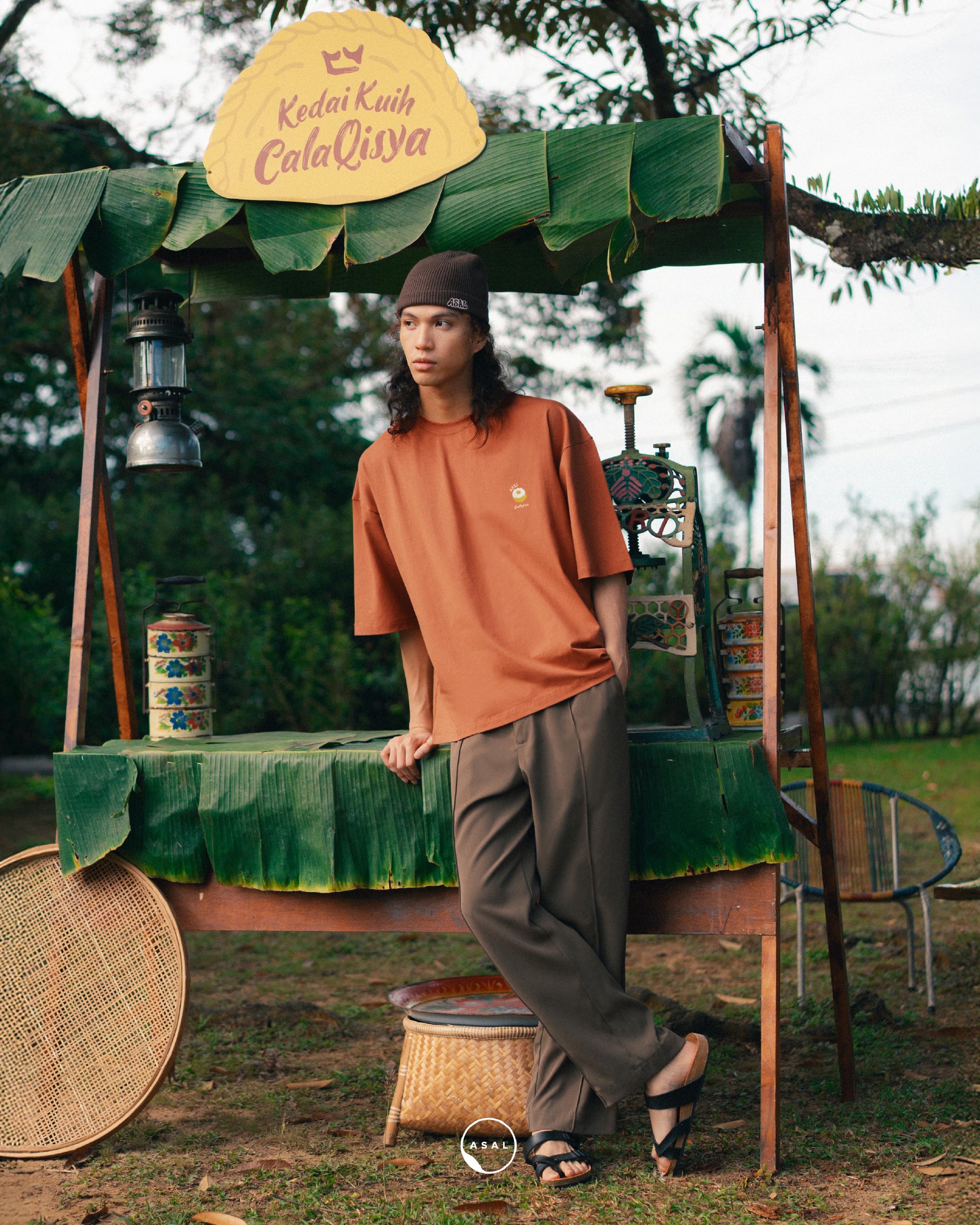 RW LEOS IN COCONUT SHELL