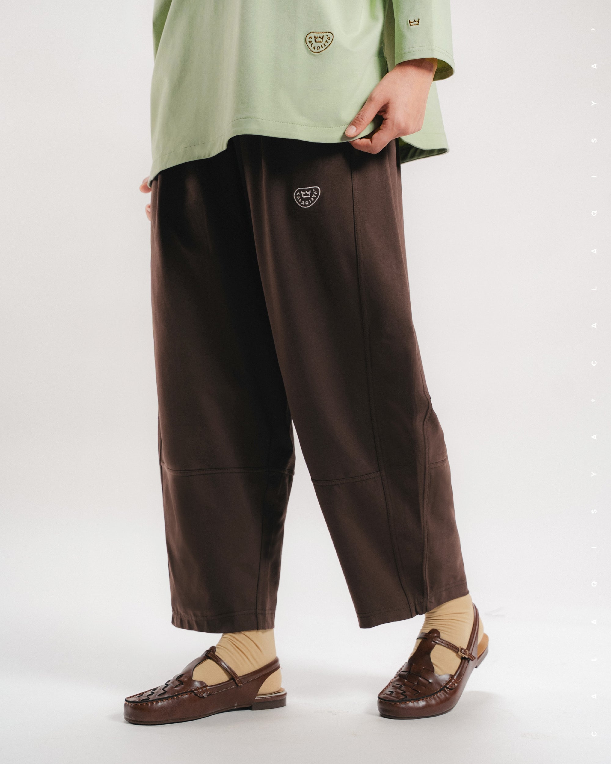 CLOUD COCOON PANTS IN COFFEE BEAN