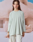 comfortwear-breathe-batwing-shirt-2-0-in-ice-flow-02-20240328131043