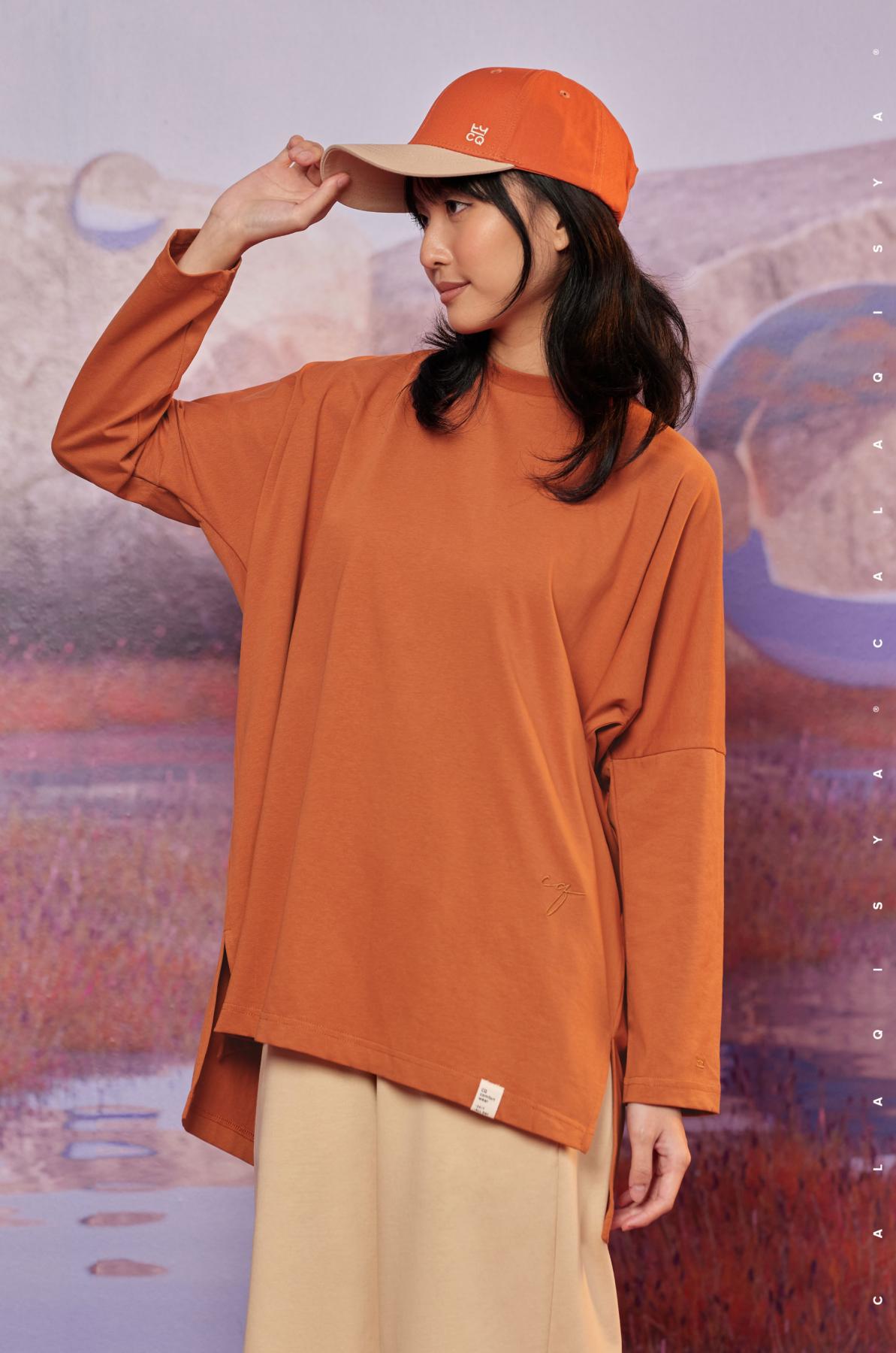 comfortwear-breathe-batwing-in-burnt-brick-02-20230914170952