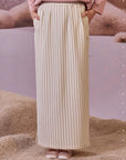 COMFORTWEAR CHEER : STRAIGHT SKIRT IN SAND