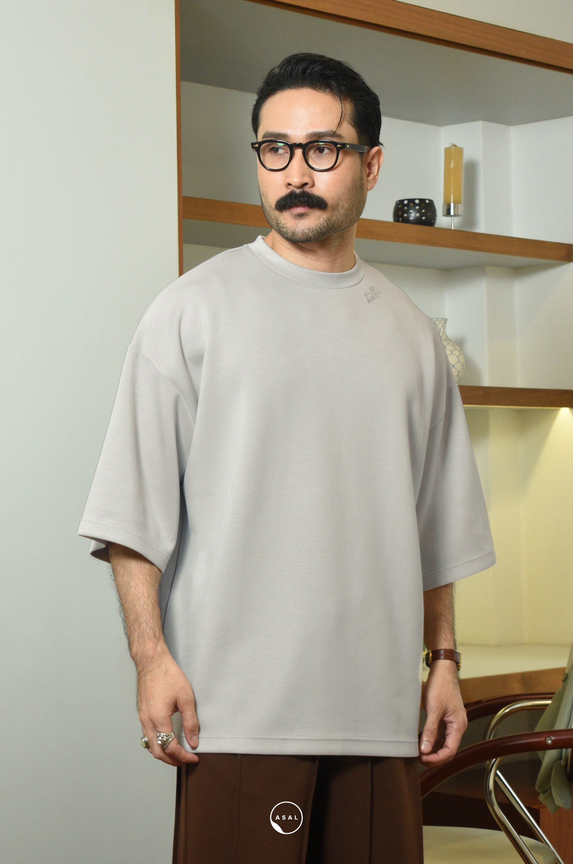 LEOS OVERSIZED T-SHIRT (RUSH)