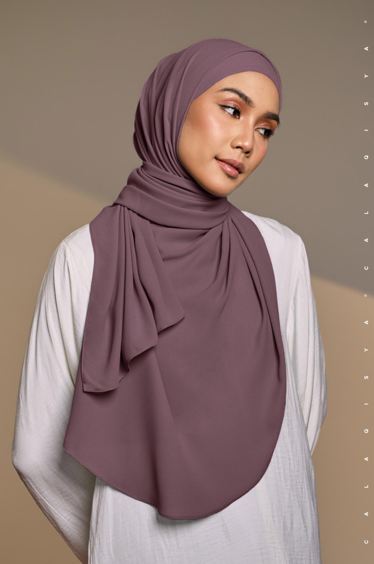 daniah-shawl-2-0-in-huckleberry-01-20240912132447