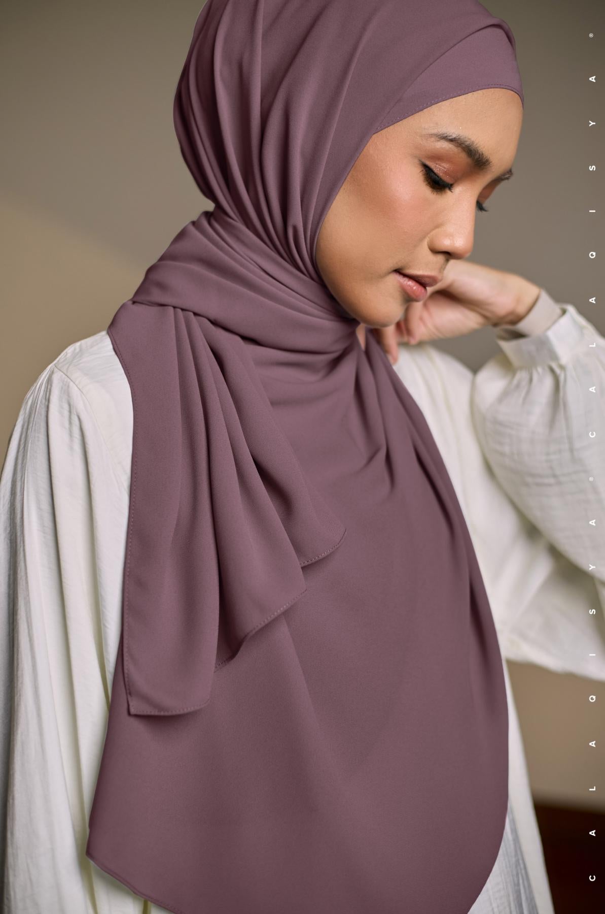 daniah-shawl-2-0-in-huckleberry-02-20240912132447