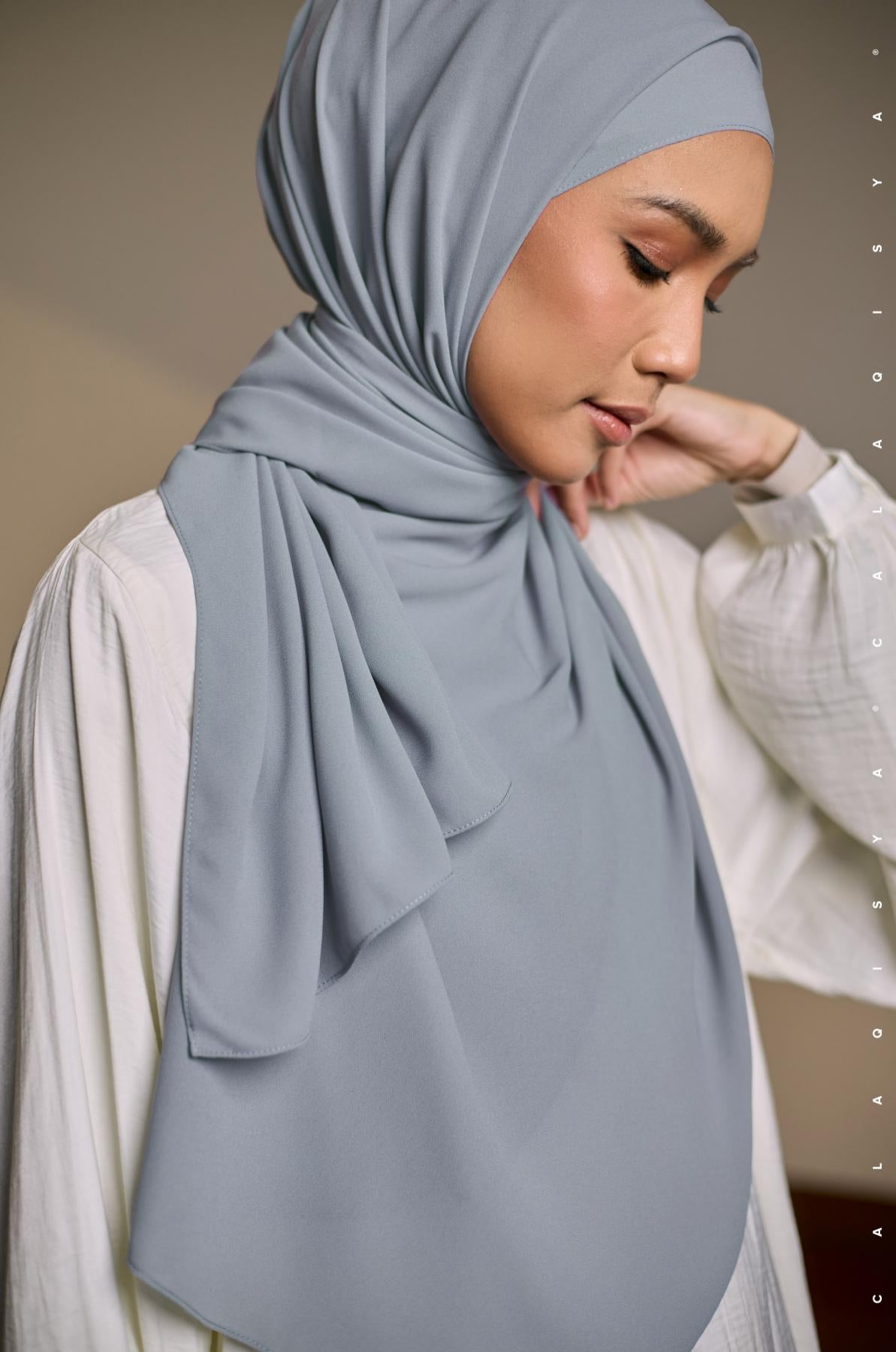 daniah-shawl-2-0-in-ice-flow-02-20240912131856