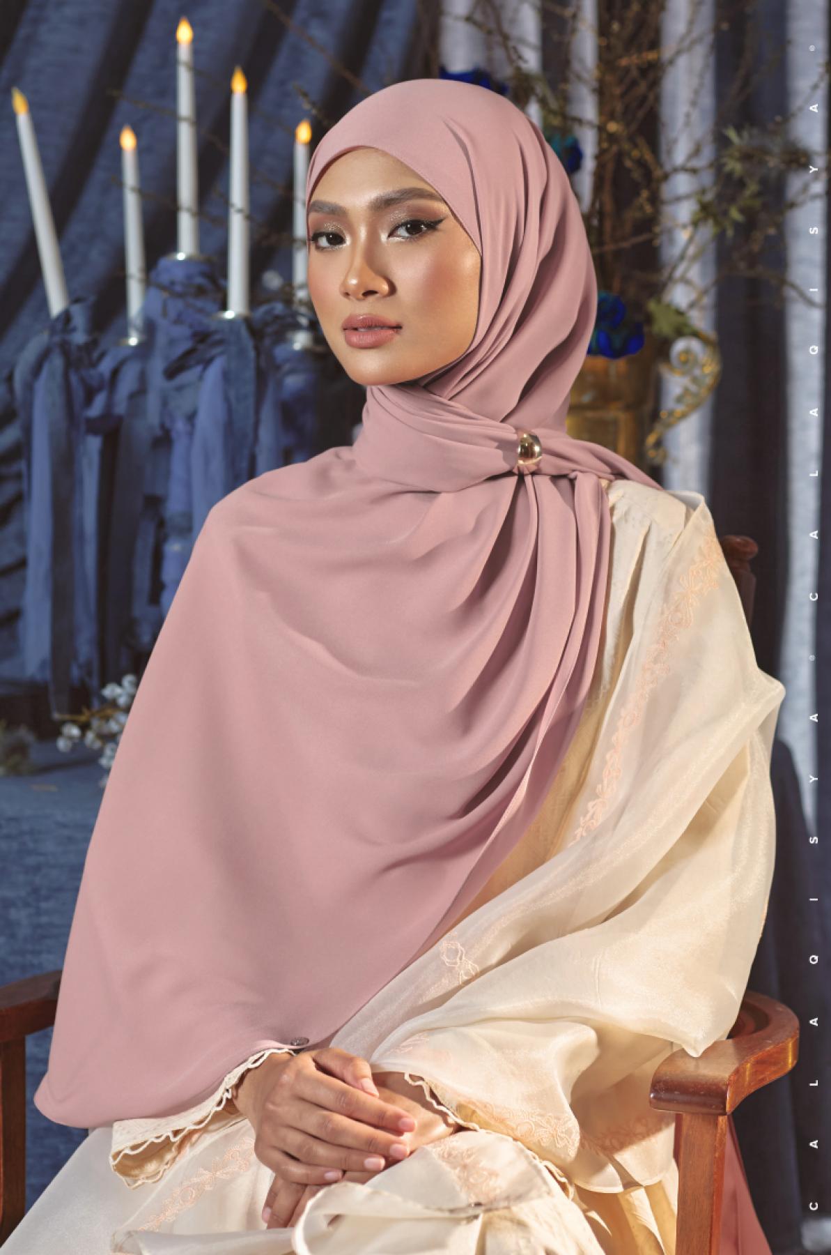 daniah-shawl-in-cradle-pink-20240215184132