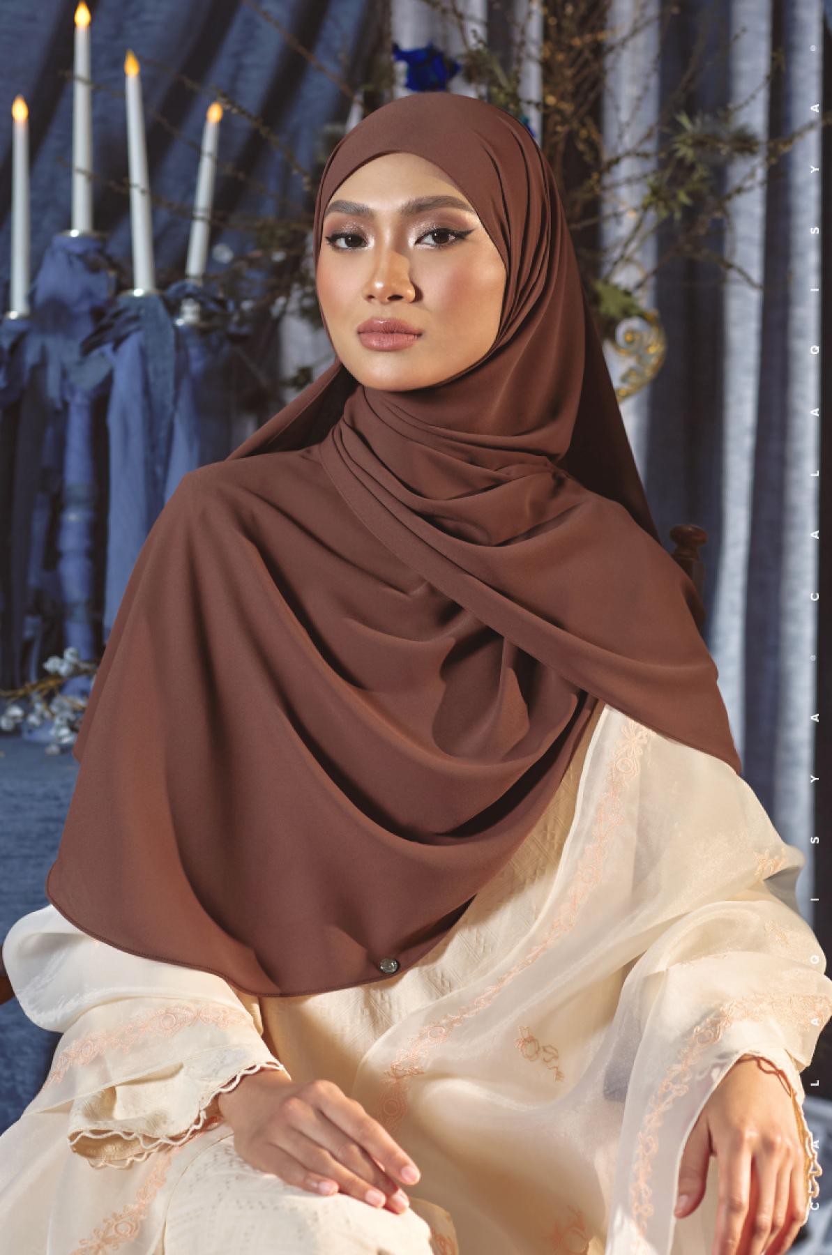 daniah-shawl-in-hot-chocolate-20240215183604