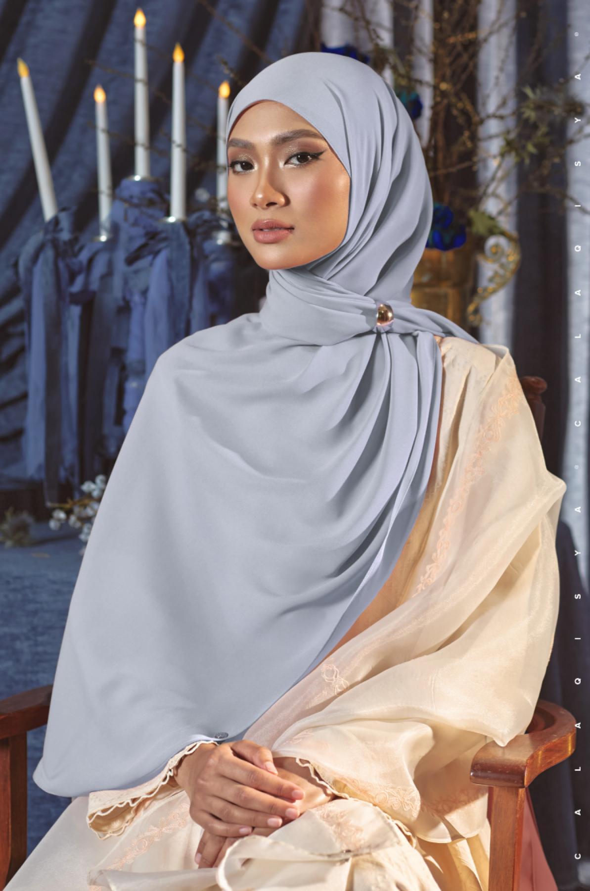 daniah-shawl-in-illusion-blue-20240215184023