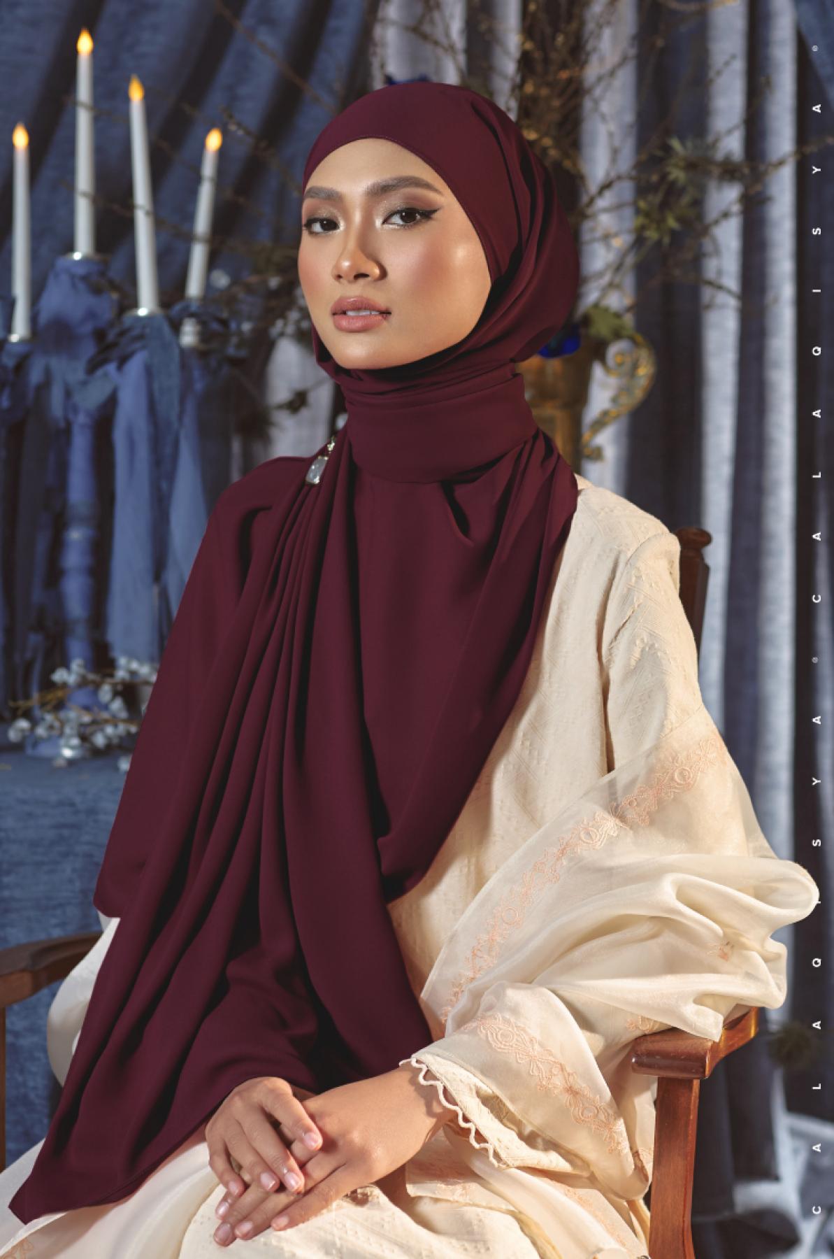 daniah-shawl-in-plum-caspia-20240215183405