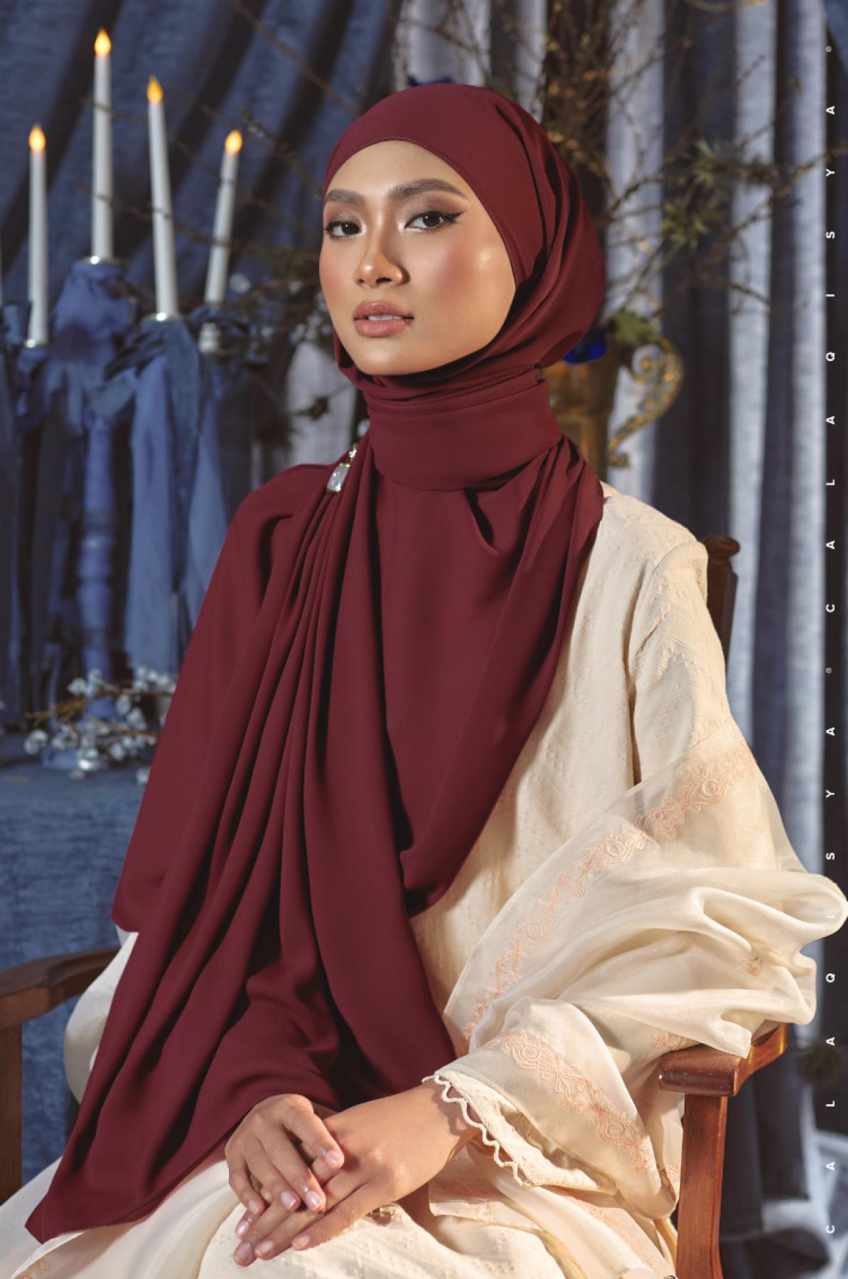 daniah-shawl-in-port-royale-20240215183917