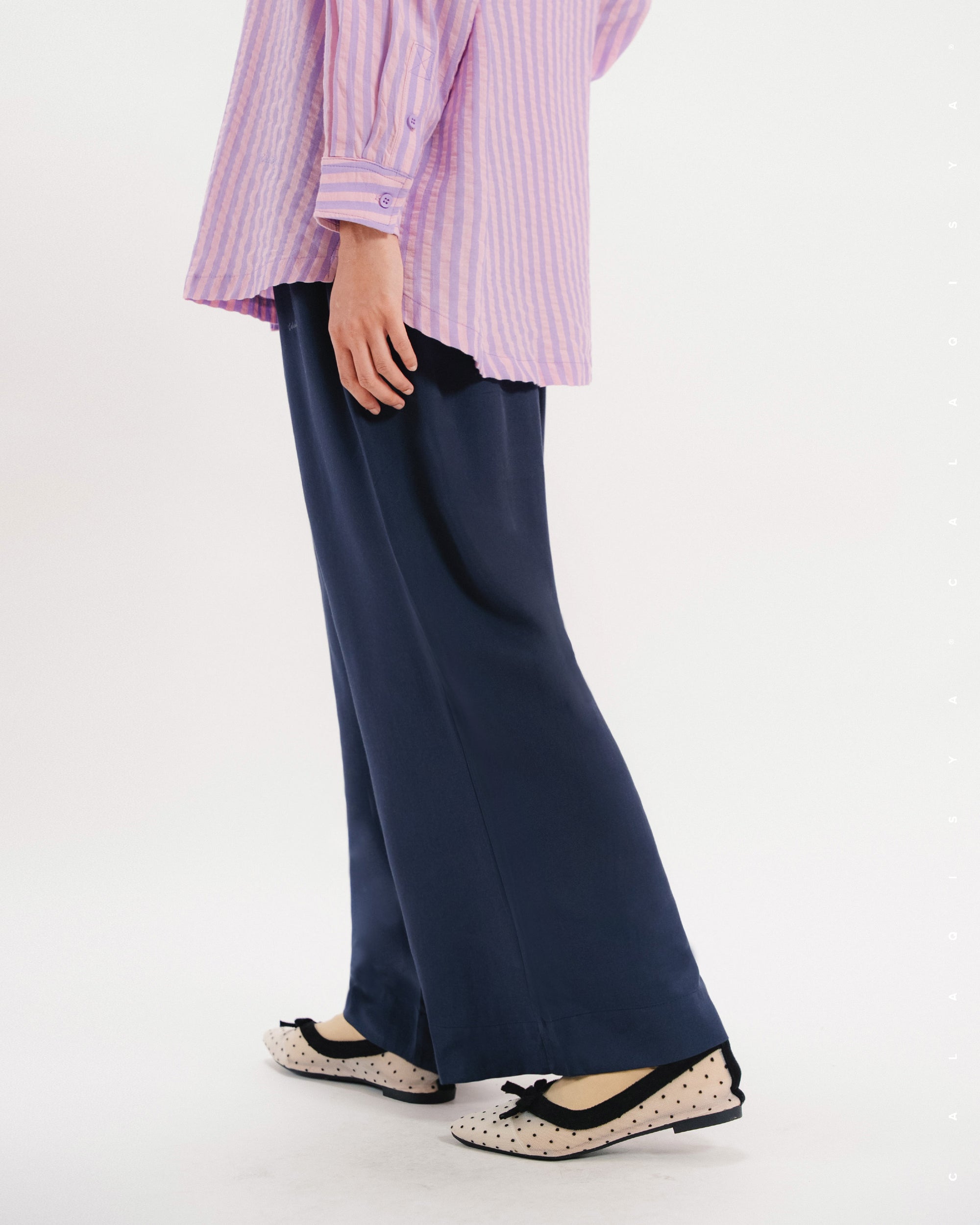AKAAR PANTS IN DARK SAPPHIRE
