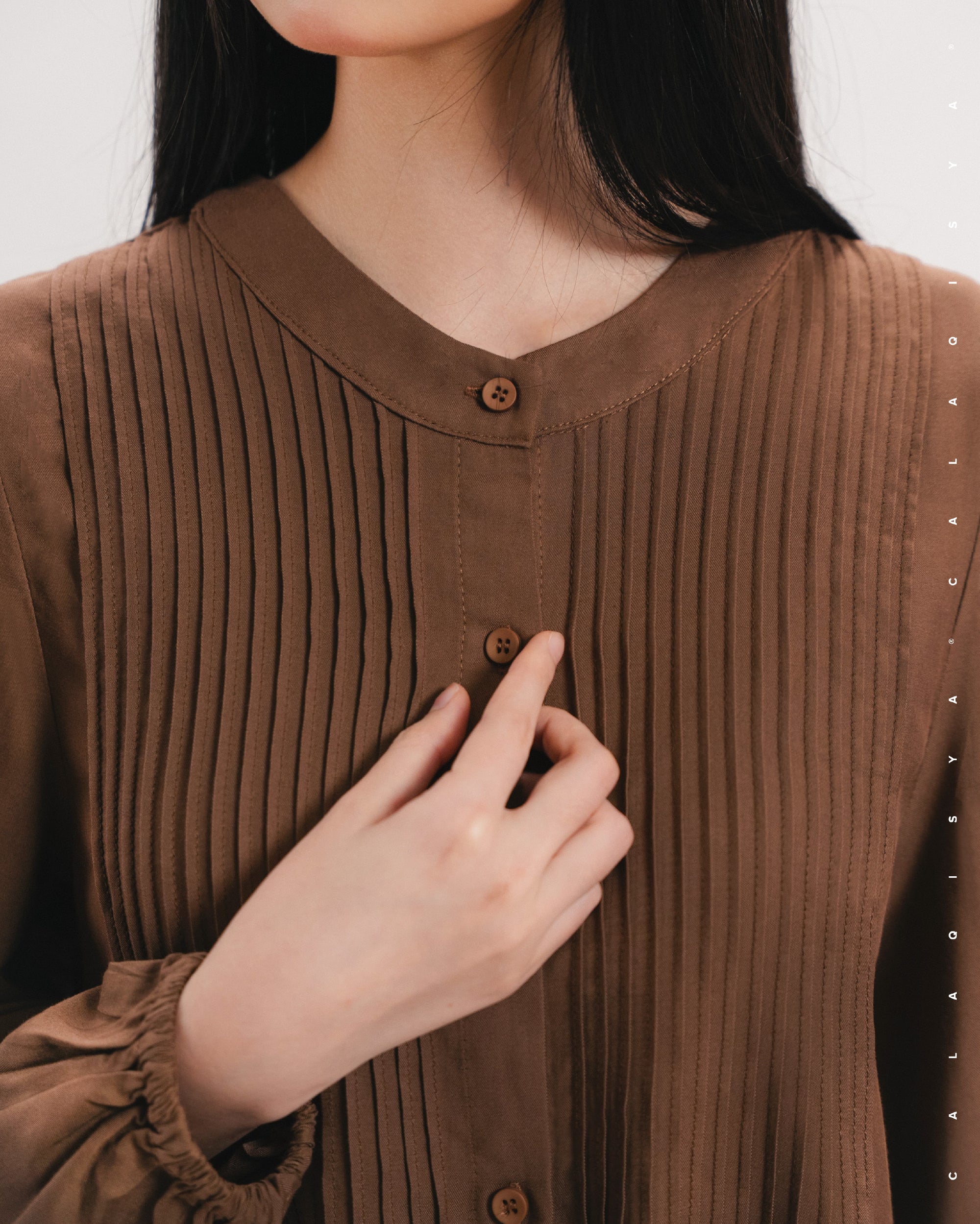 CELIA IN DOWNTOWN BROWN