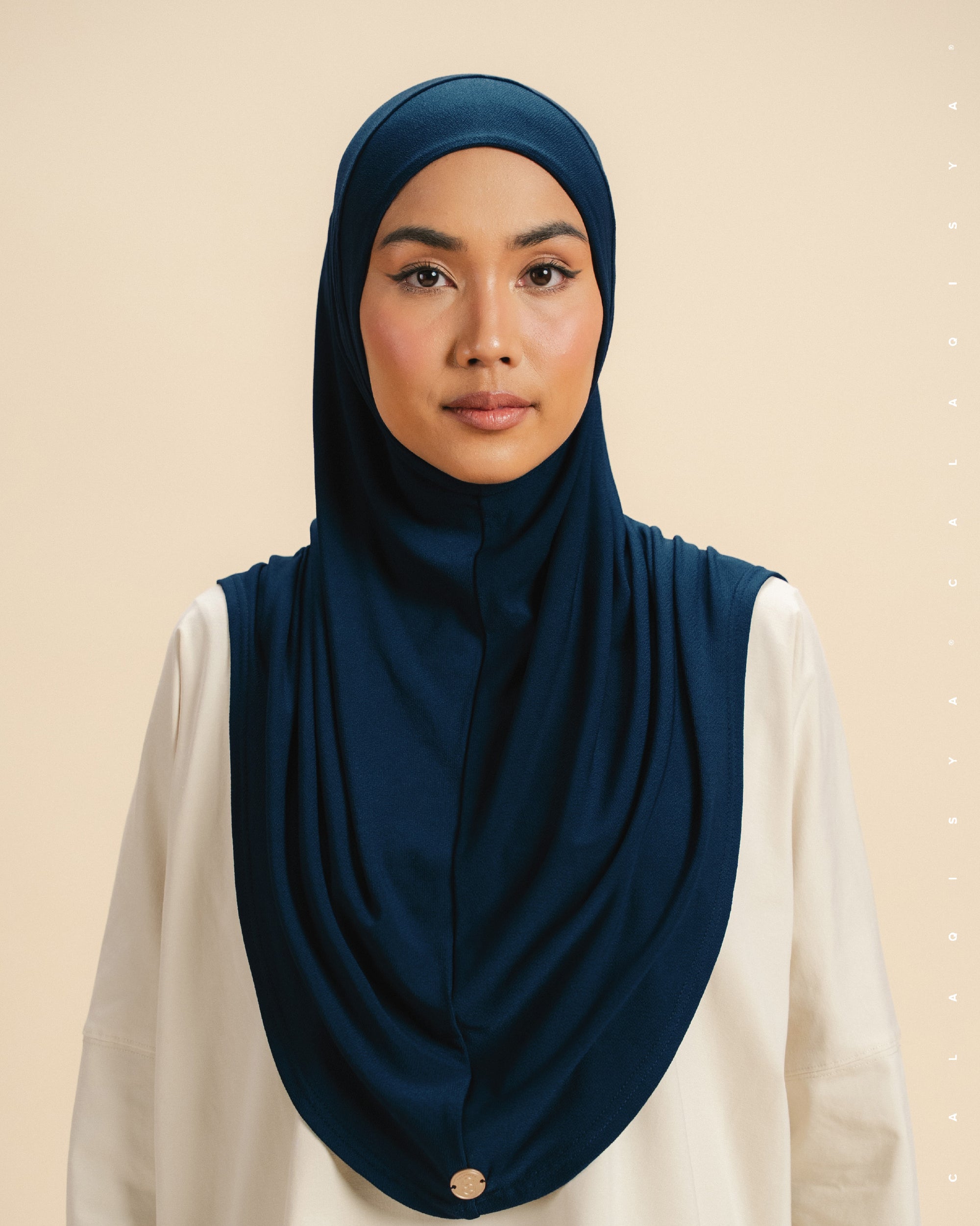 IRONLESS SAFA INSTANT (ODOURLESS) IN DRESS BLUES