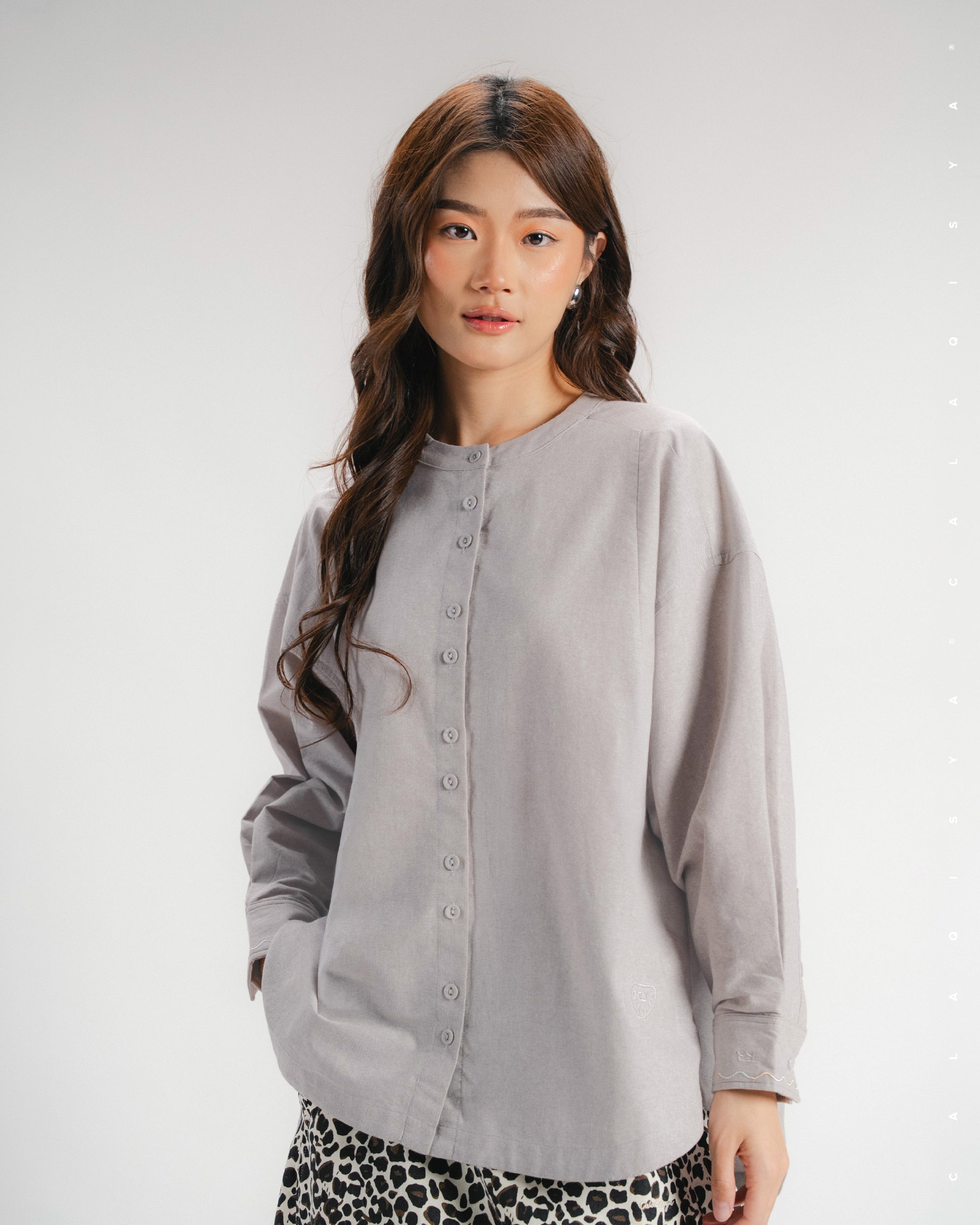 STAGE SHIRT (100% COTTON) IN DUNE