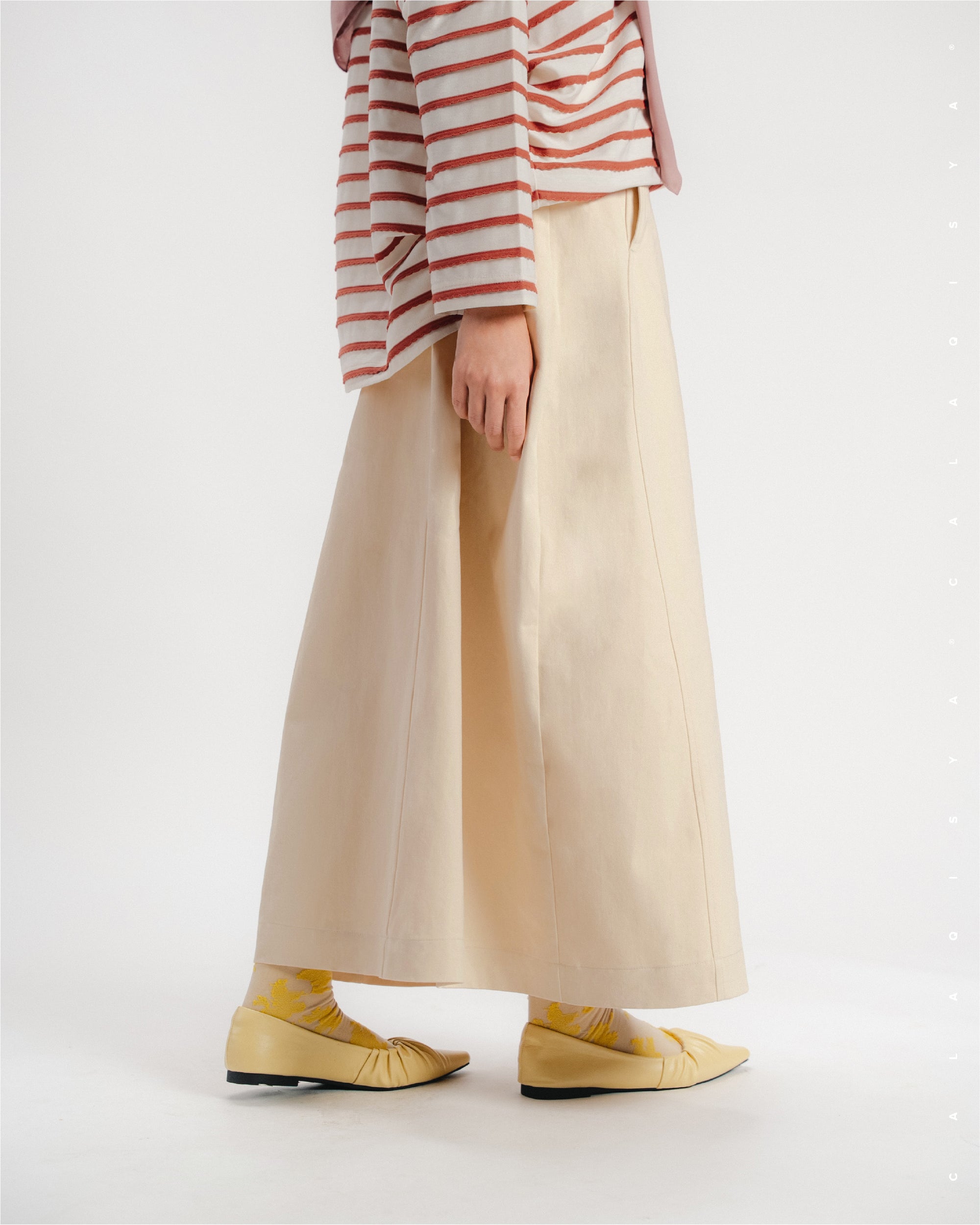 RUND SKIRT (100% COTTON) IN EGGNOG